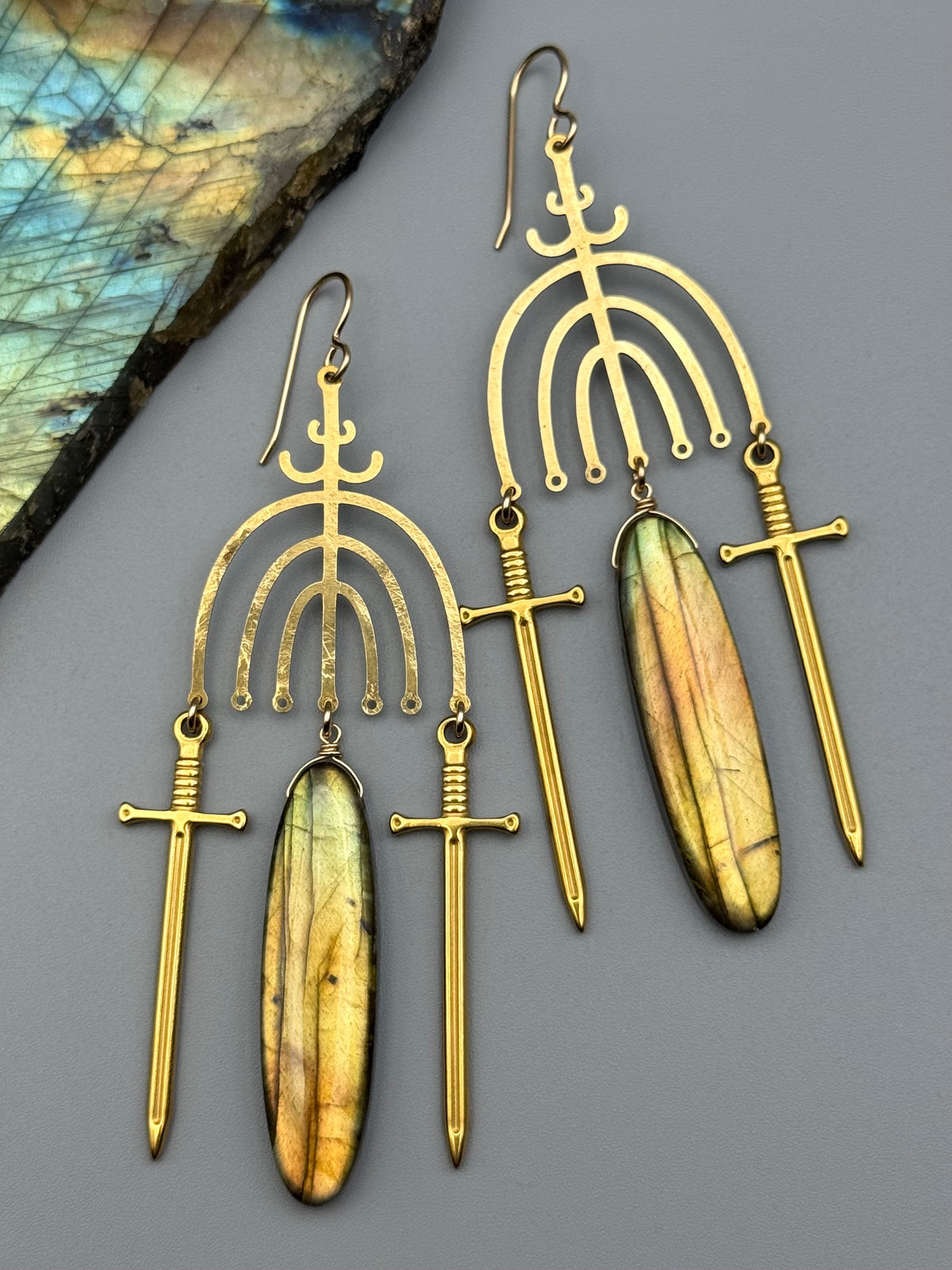 •VALKYRIE• golden labradorite oval + gold earrings