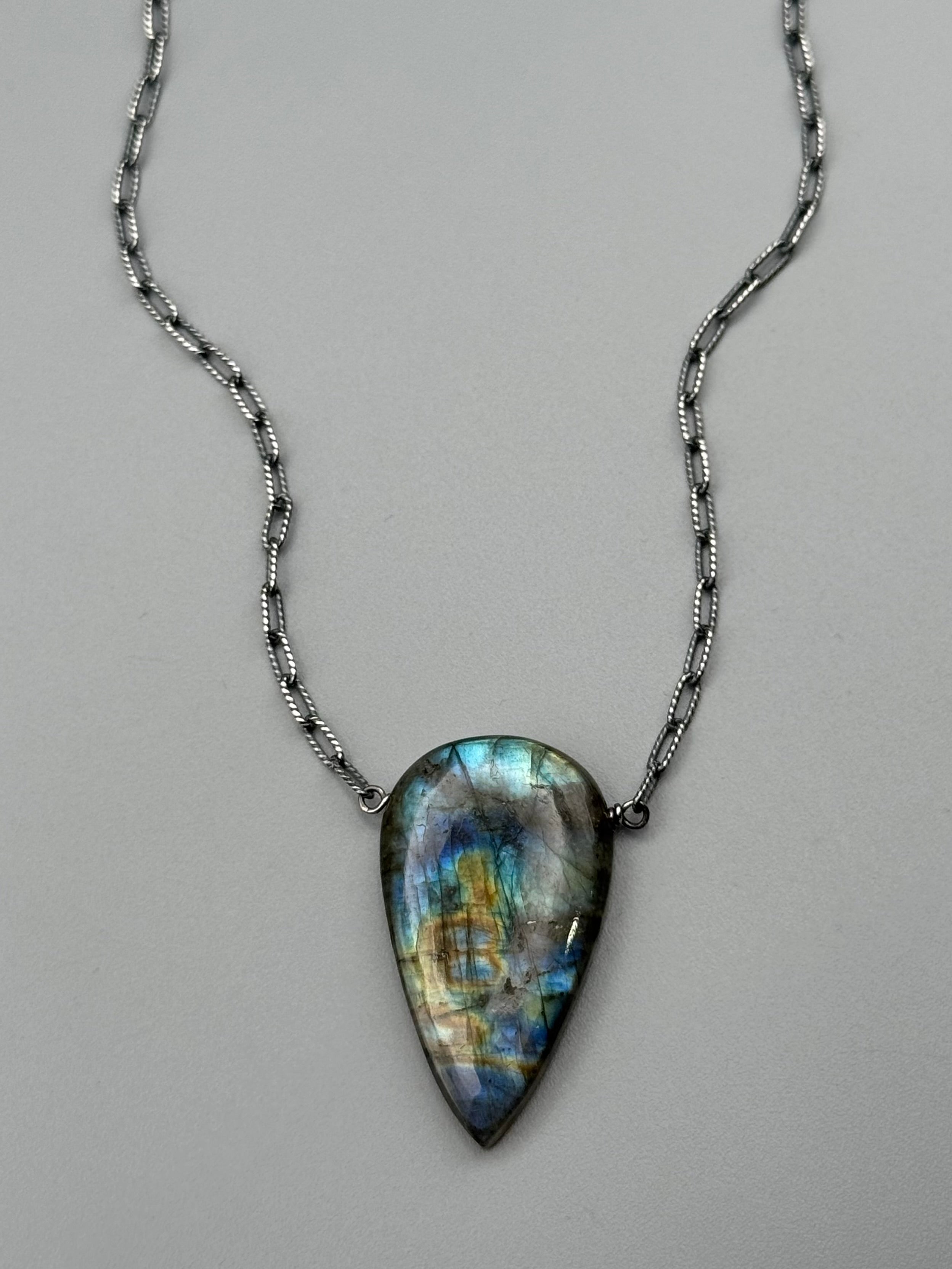 •AEON• labradorite spear tear + silver necklace (16"-18" long)