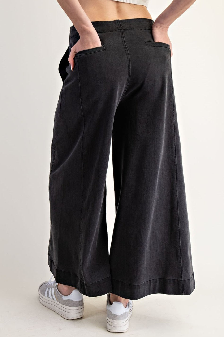 •SWAYZE• cropped wide leg denim pants