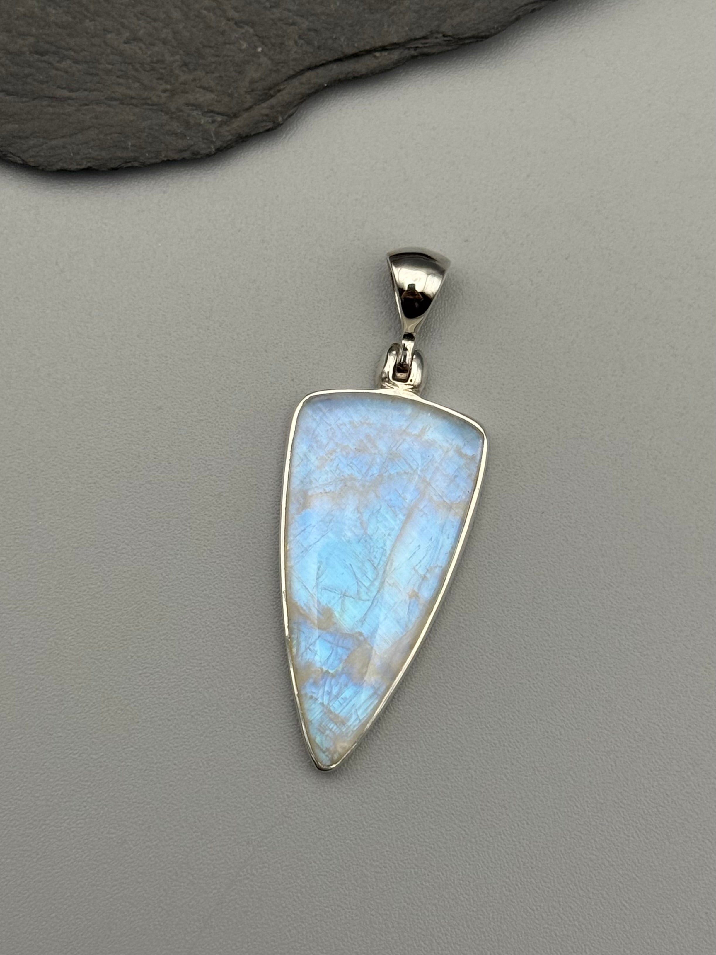 •RAINBOW MOONSTONE - SIMPLE FANG• sterling silver pendant
