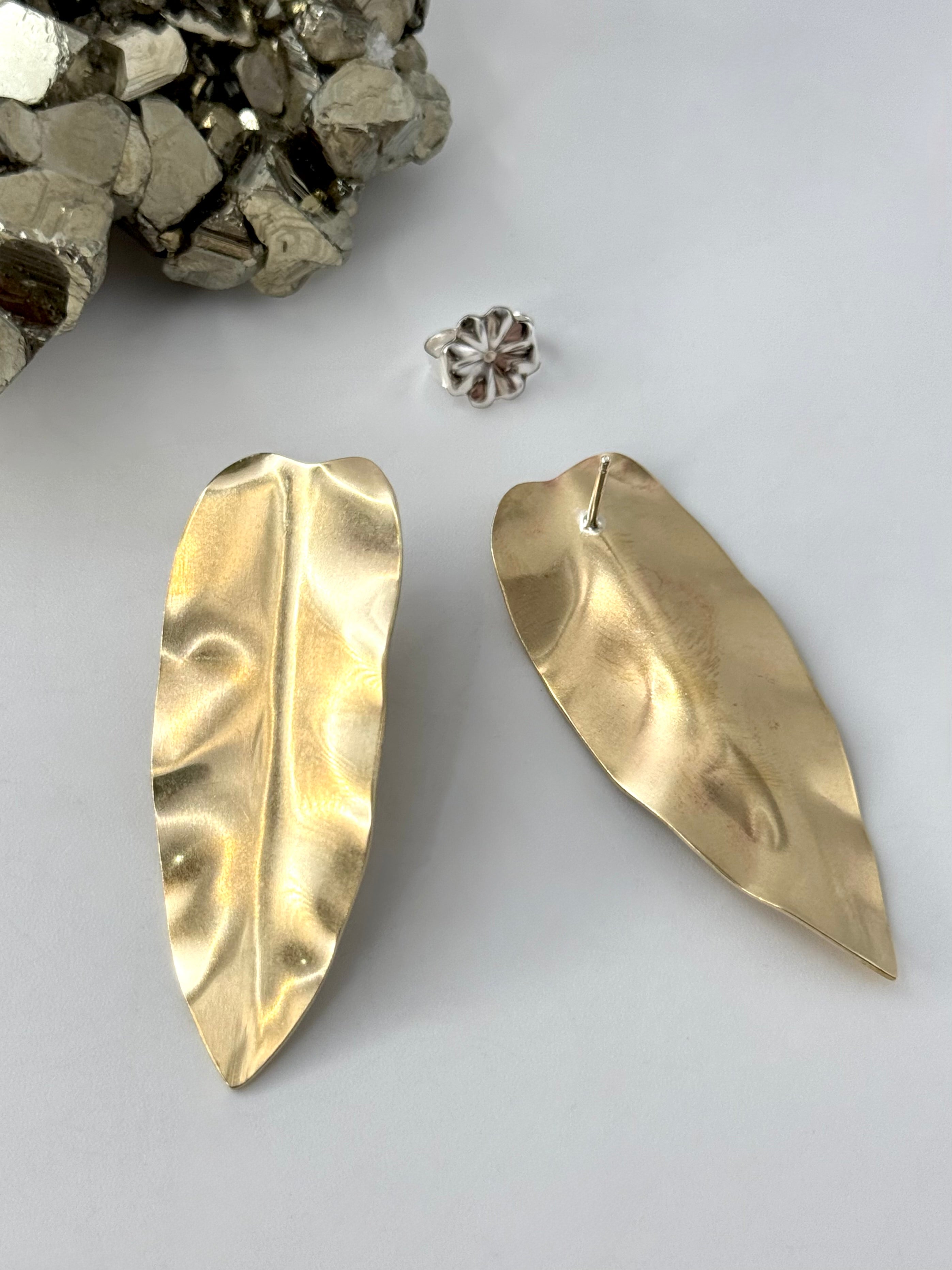 •LARGE PHILODENDRON• brass + silver post earrings