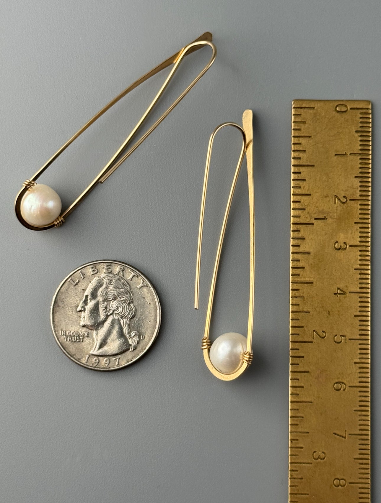 •DEEP DROP THREADER• pearl + gold earrings