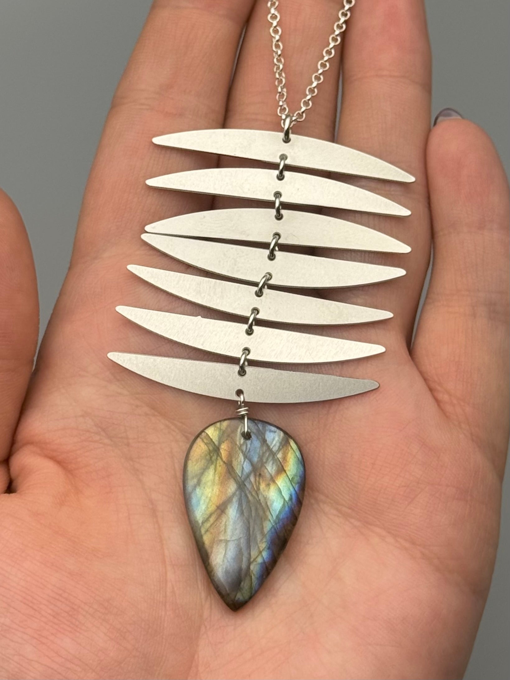 •OSSEOUS• labradorite + silver necklace (26"-28" long)