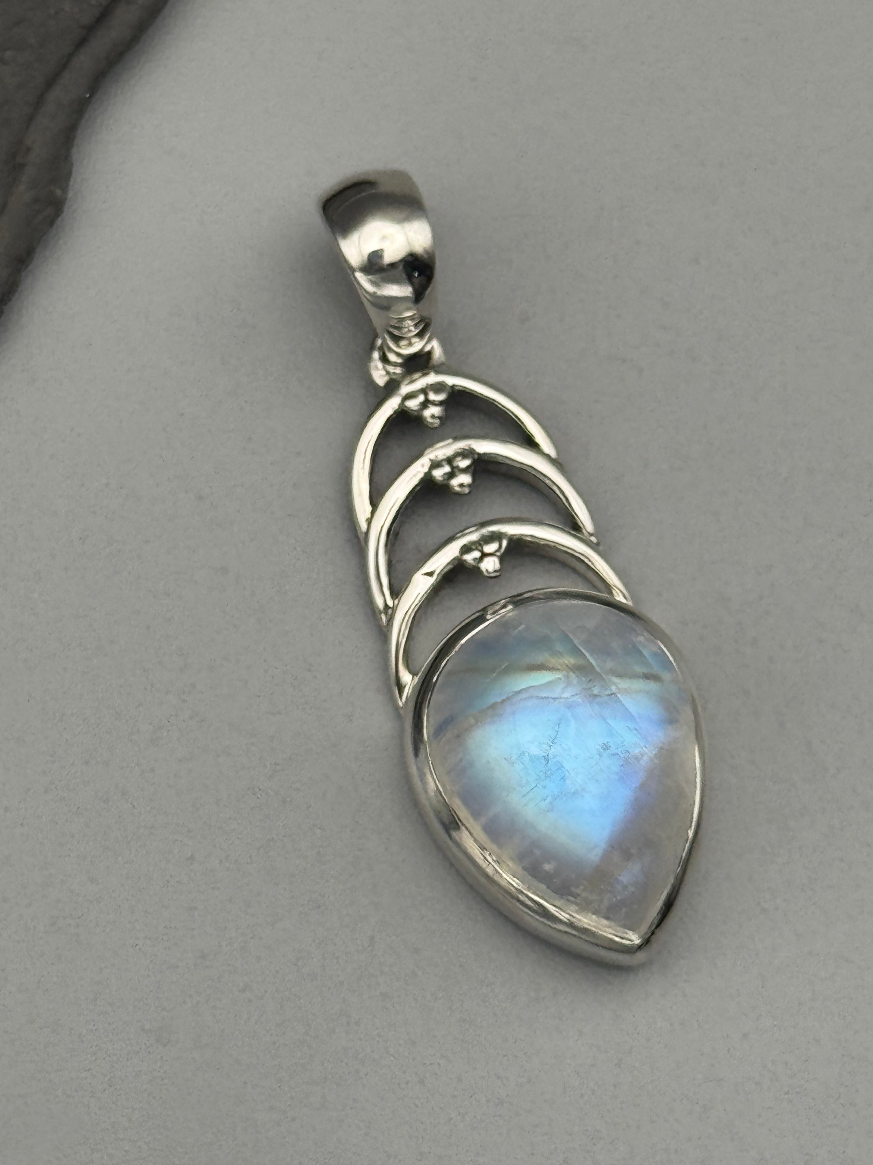 •RAINBOW MOONSTONE SPEAR - OZ• sterling silver pendant
