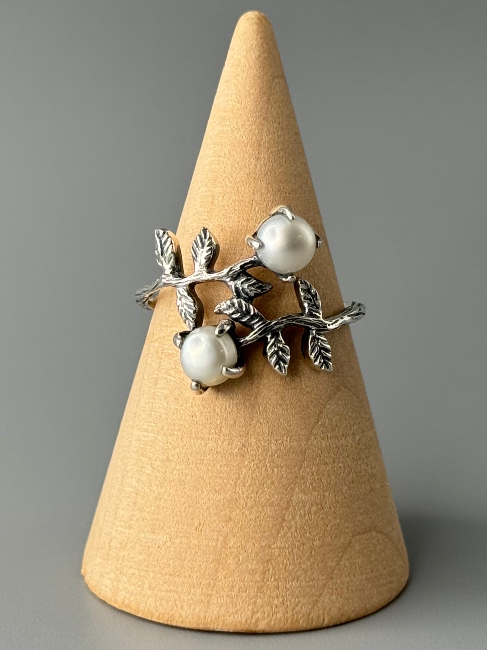 •SOUTH SEA PEARL - LIANA• prong set silver ring (various sizes)
