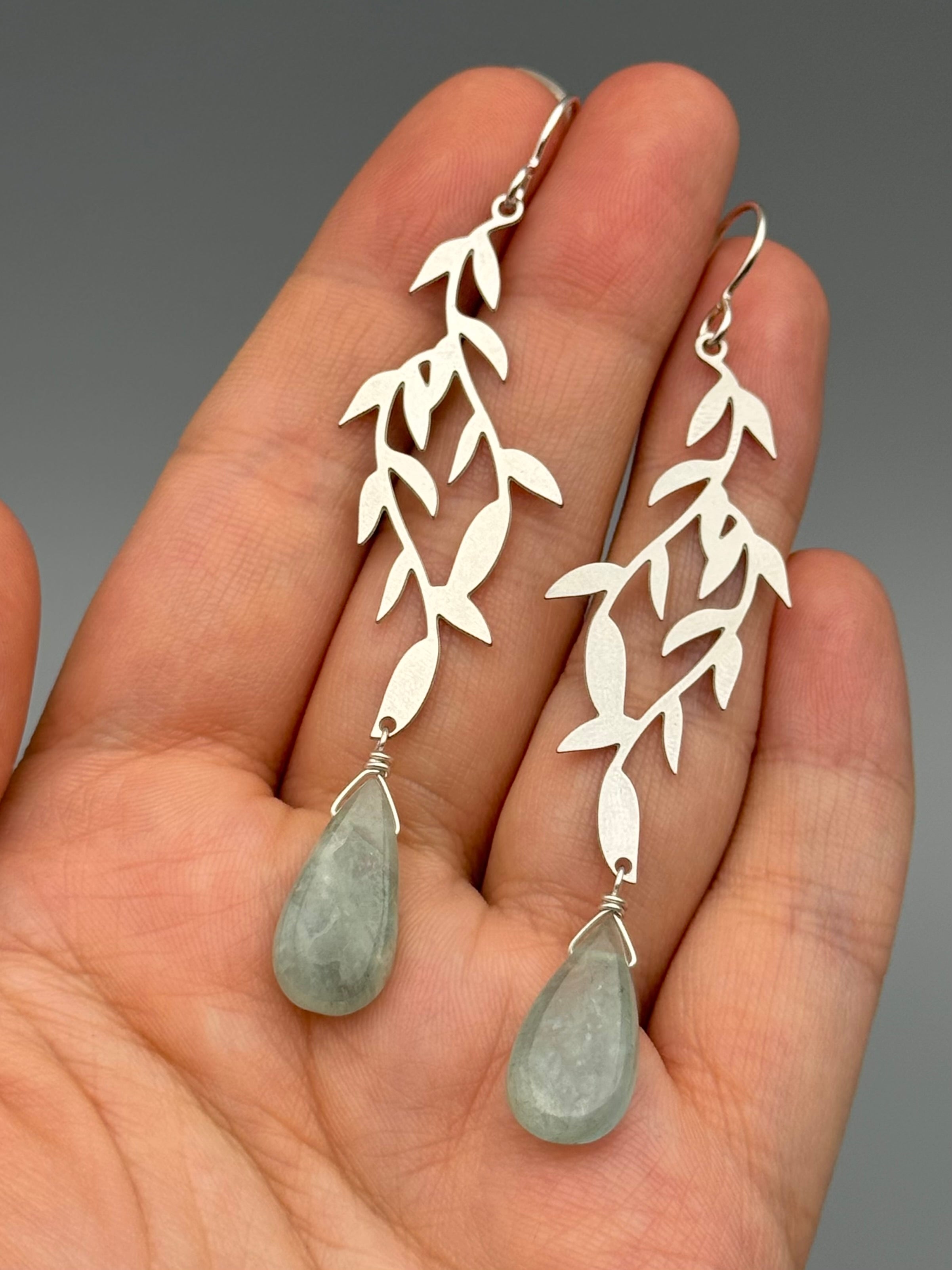 •WEEPING WILLOW• aquamarine + silver earrings