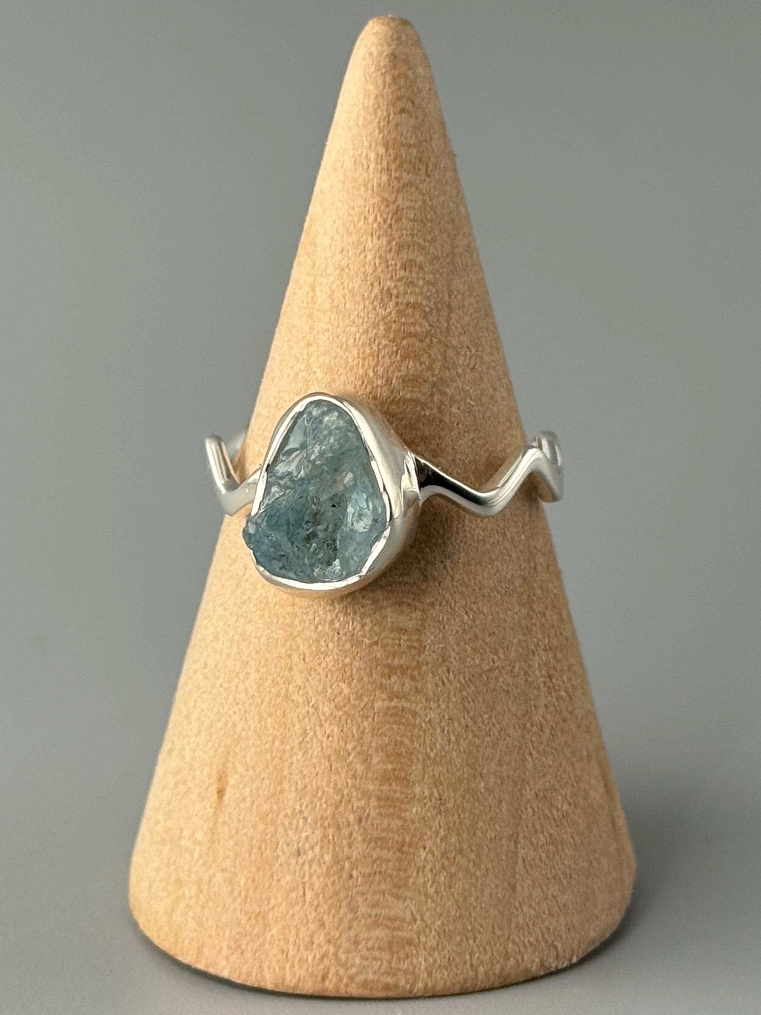 •AQUAMARINE - ZIGGY• sterling silver ring (various sizes)