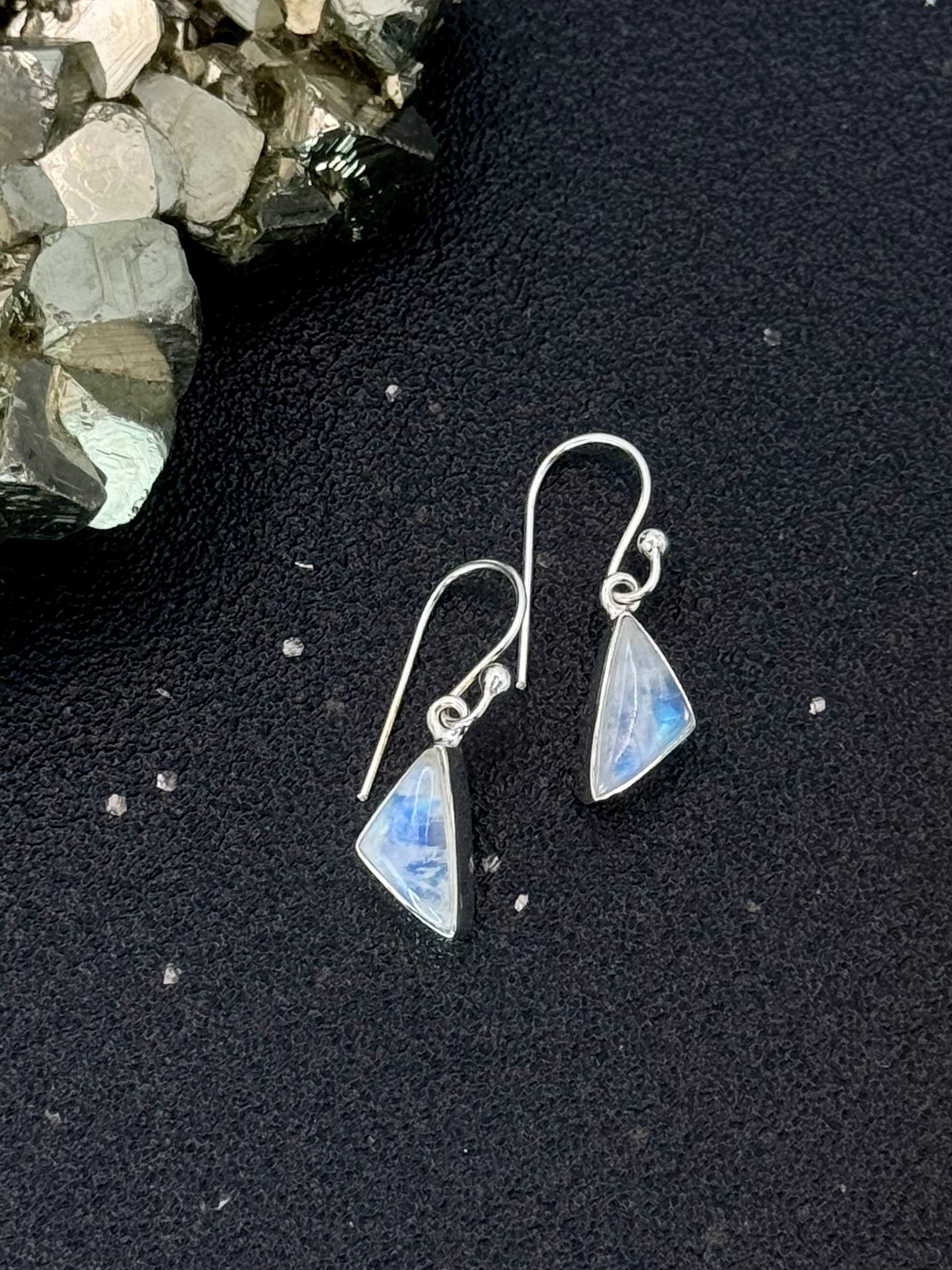 •RAINBOW MOONSTONE SOFT TRIANGLE• silver dangle earrings