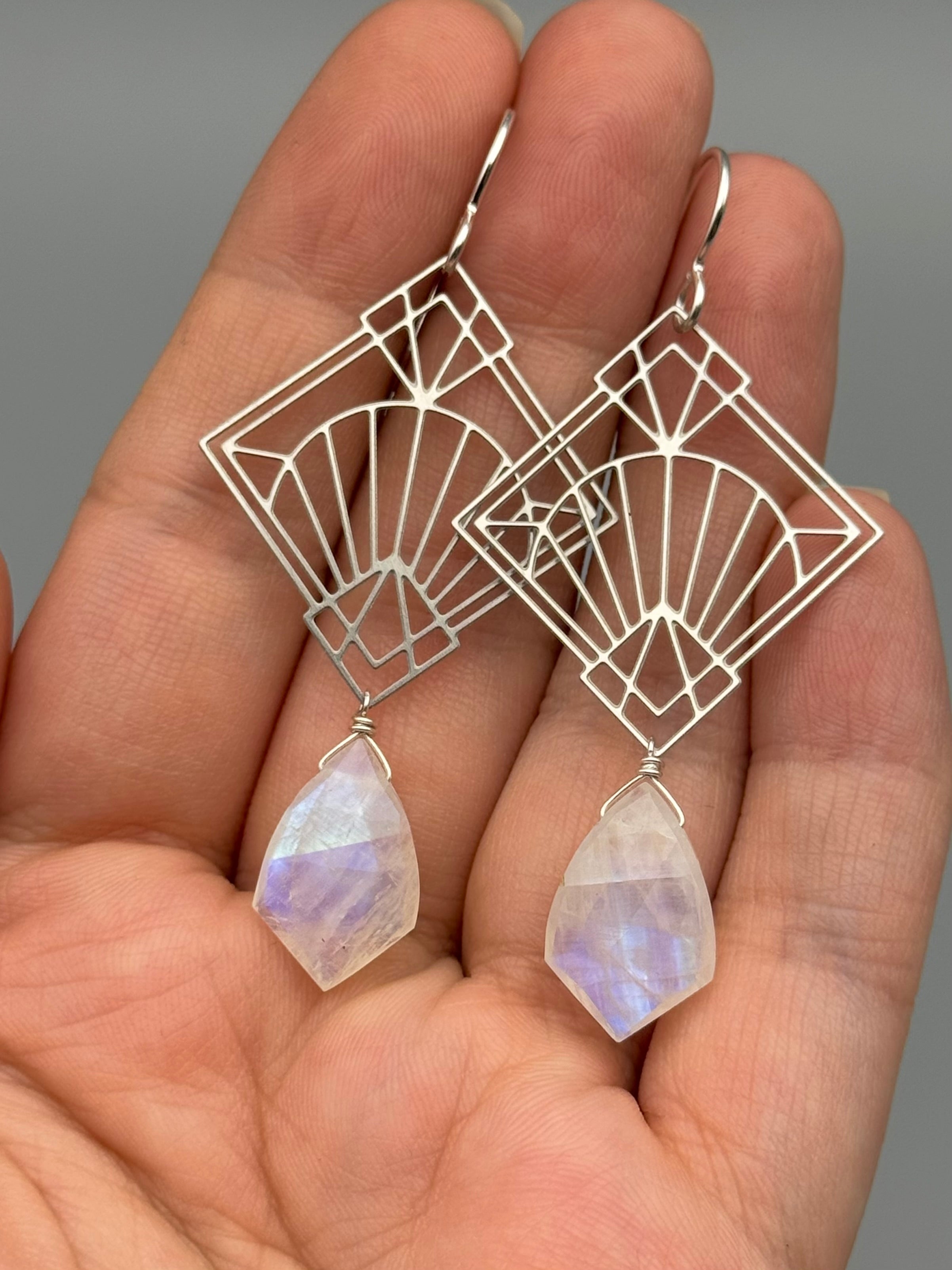 •DECO DIAMOND• rainbow moonstone + silver earrings