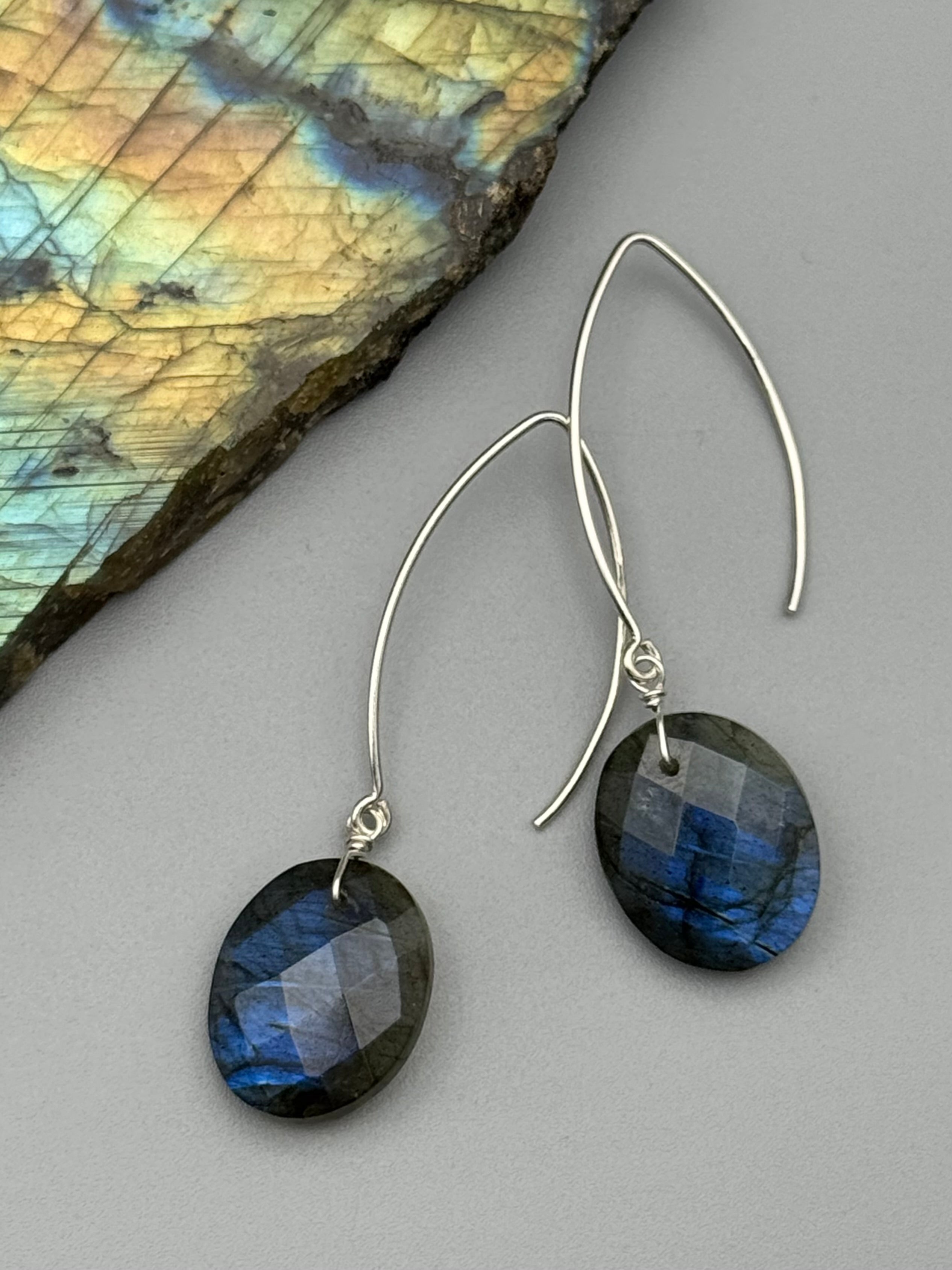 •STRAY• labradorite coin + silver earrings