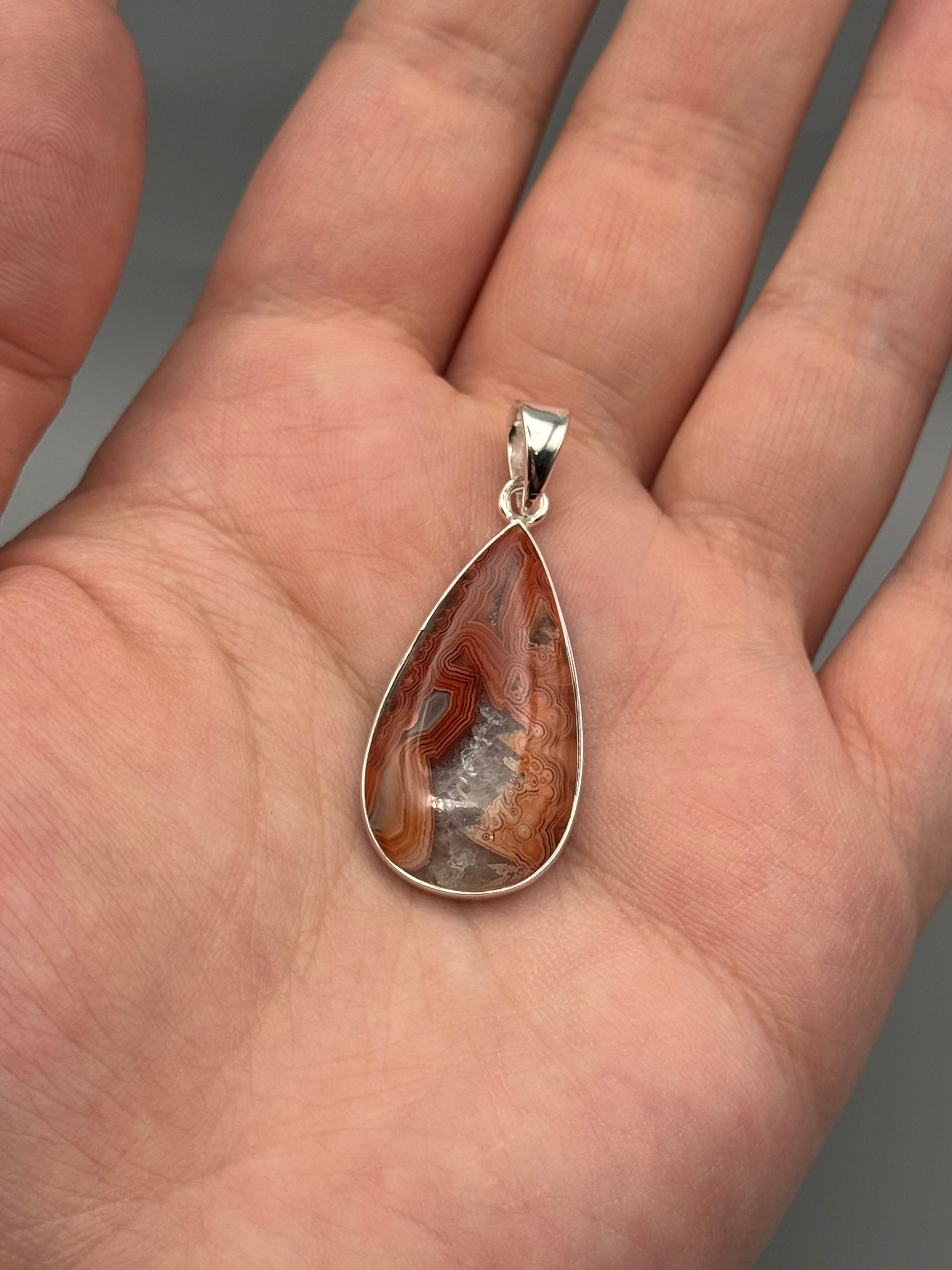 •CRAZY LACE AGATE - TEAR• sterling silver pendant