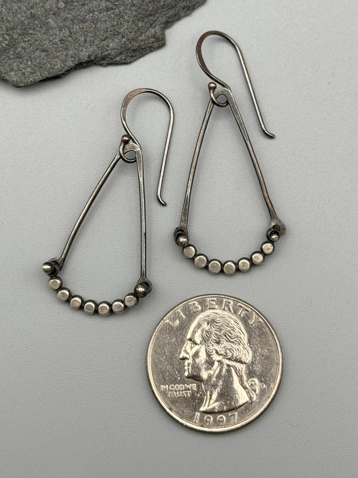•DOTTED PENDULUM• oxidized silver dangle earrings