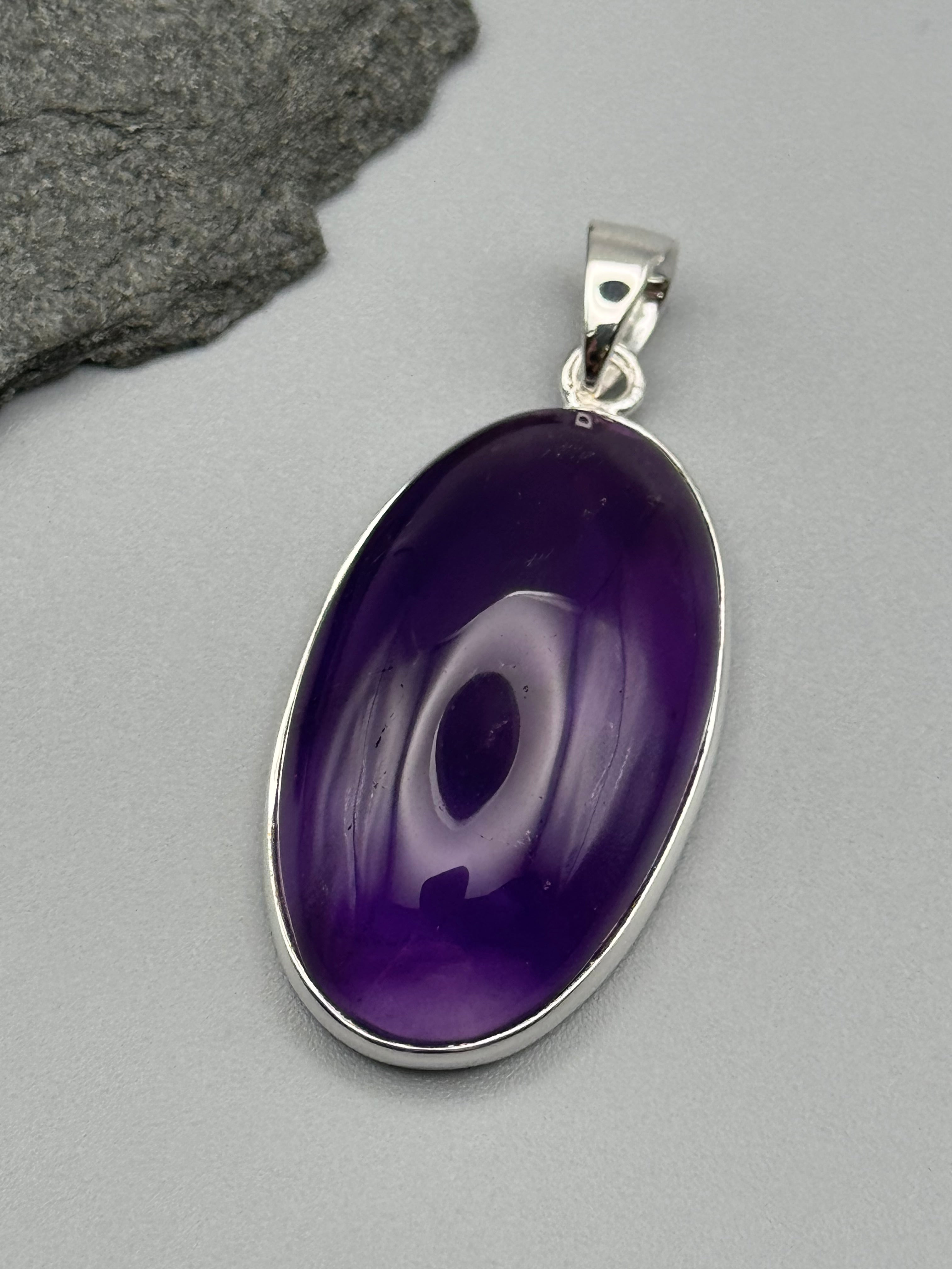 •AMETHYST - LARGE OVAL• sterling silver pendant