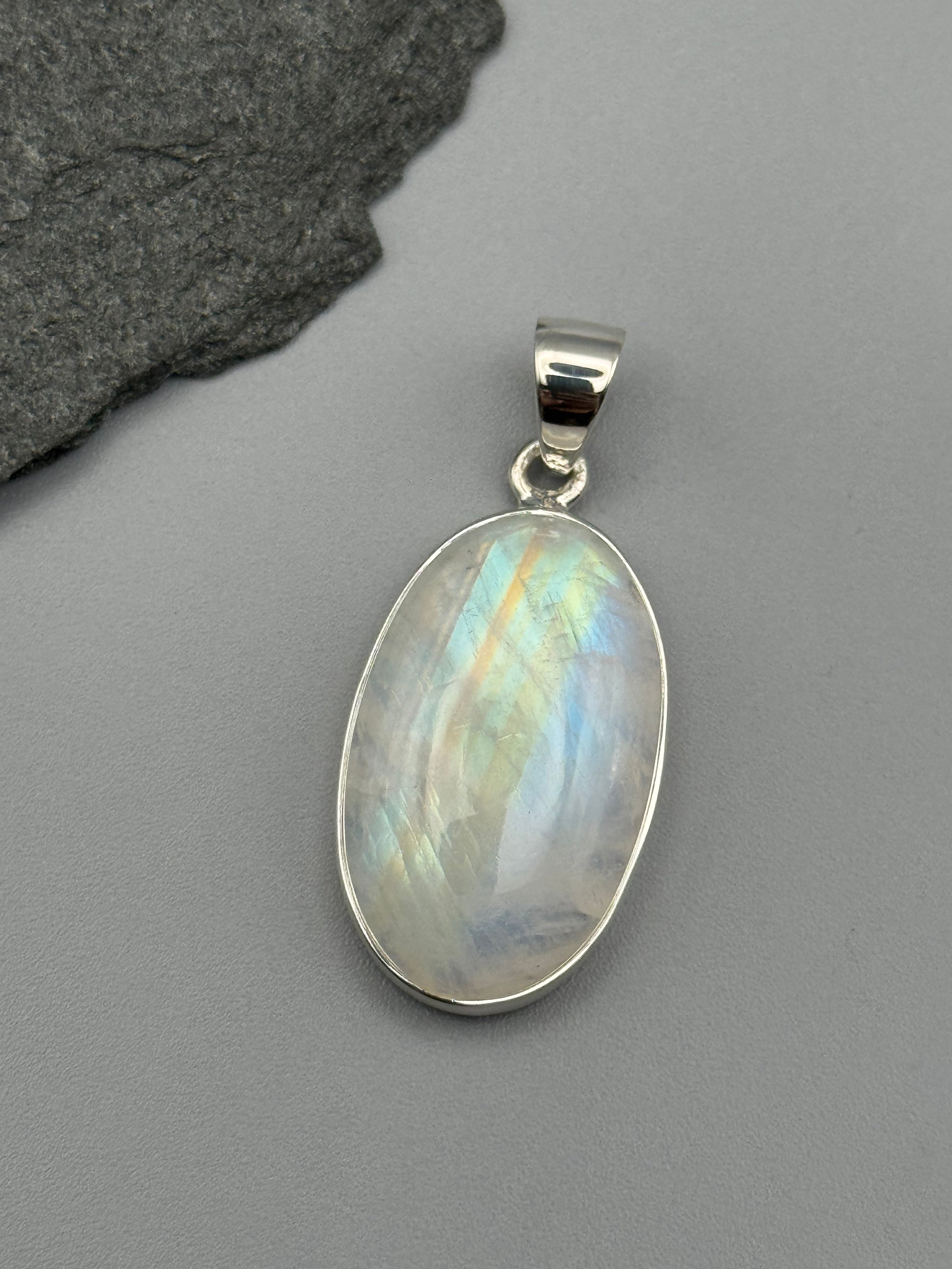 •RAINBOW MOONSTONE - OVAL 2• sterling silver pendant