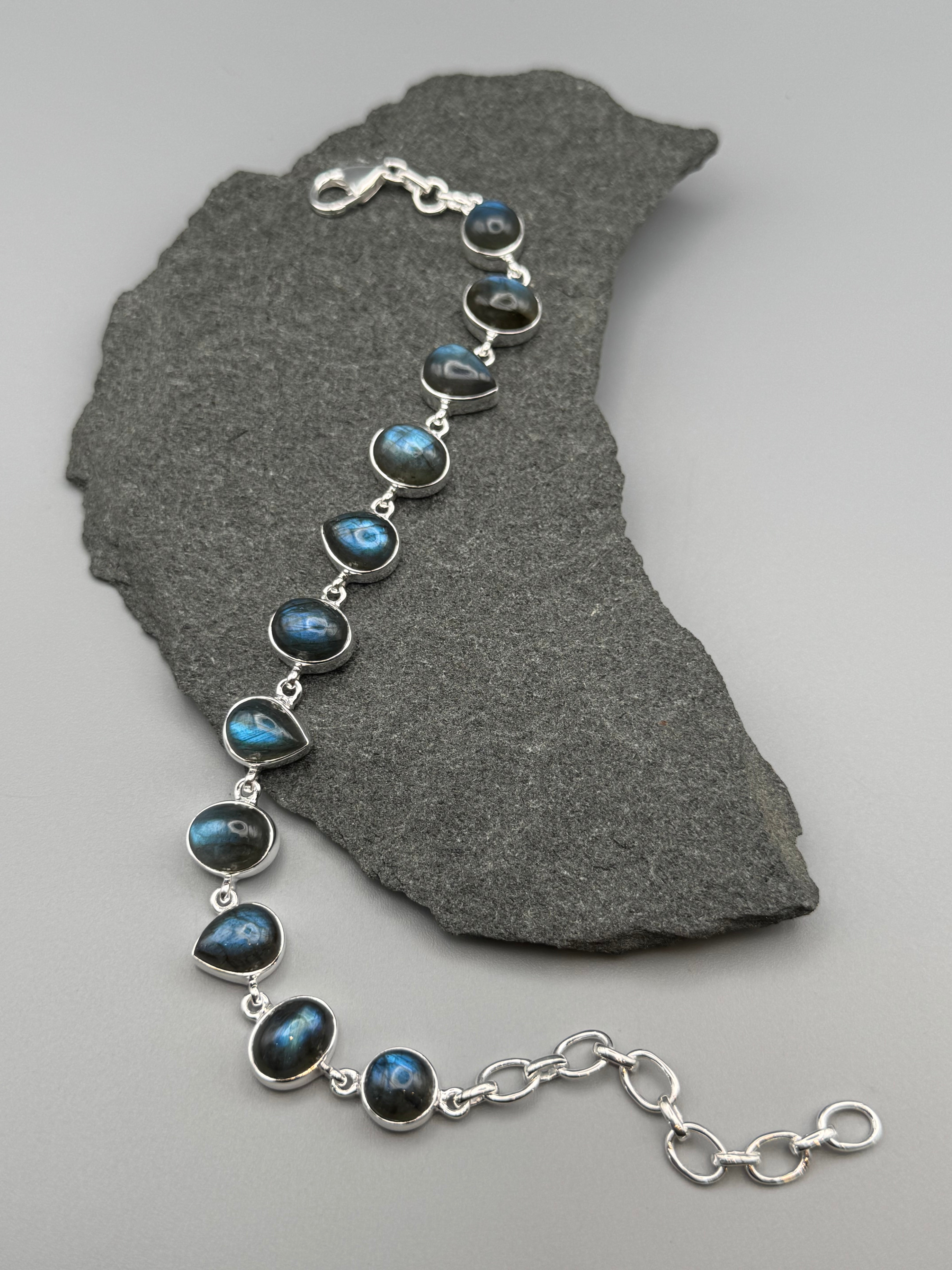 •LABRADORITE - LIL' GEO MIX• linked silver bracelet (7.25" - 9")