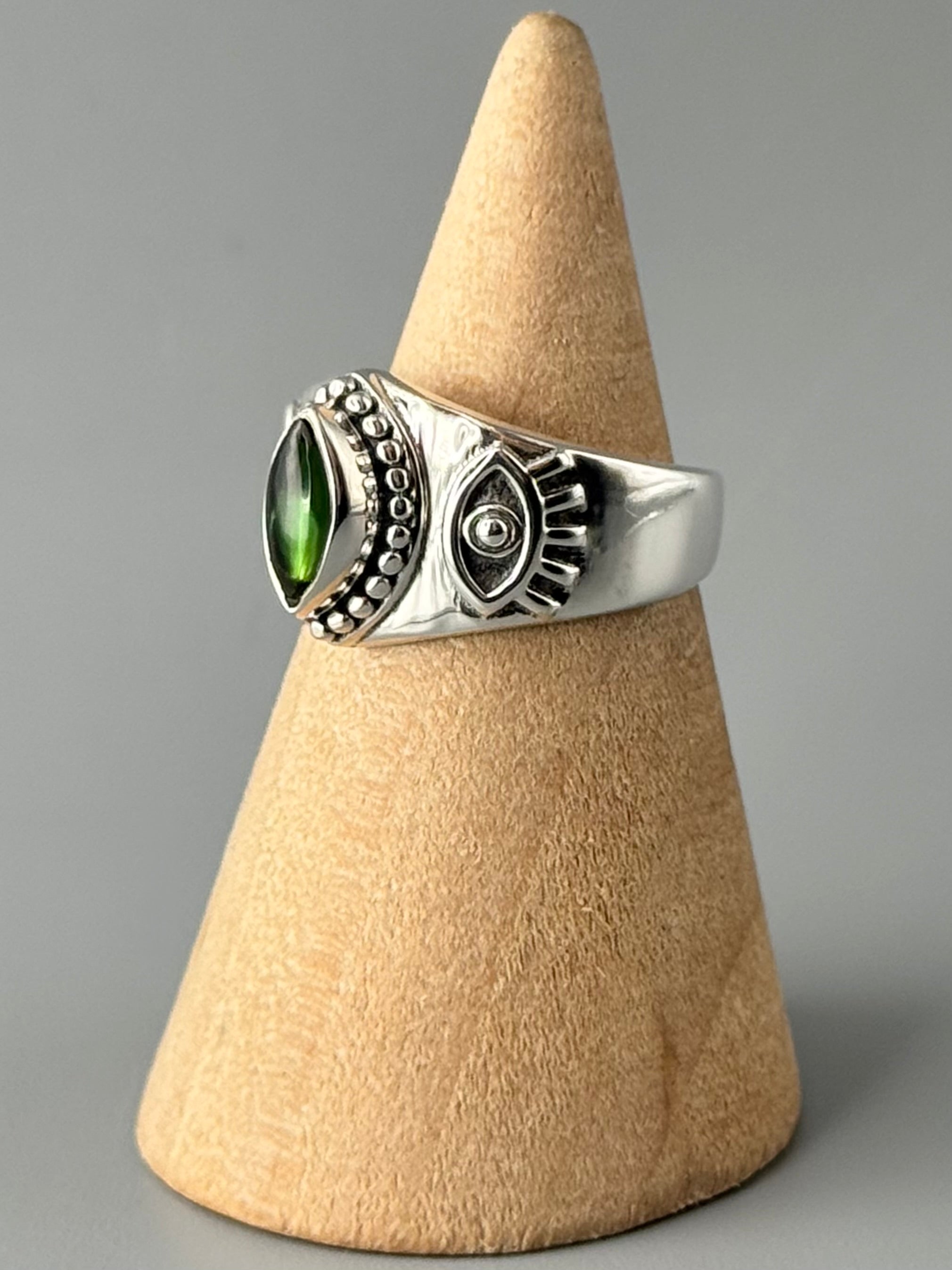 •TOURMALINE - GAZE• sterling silver ring (size 6)