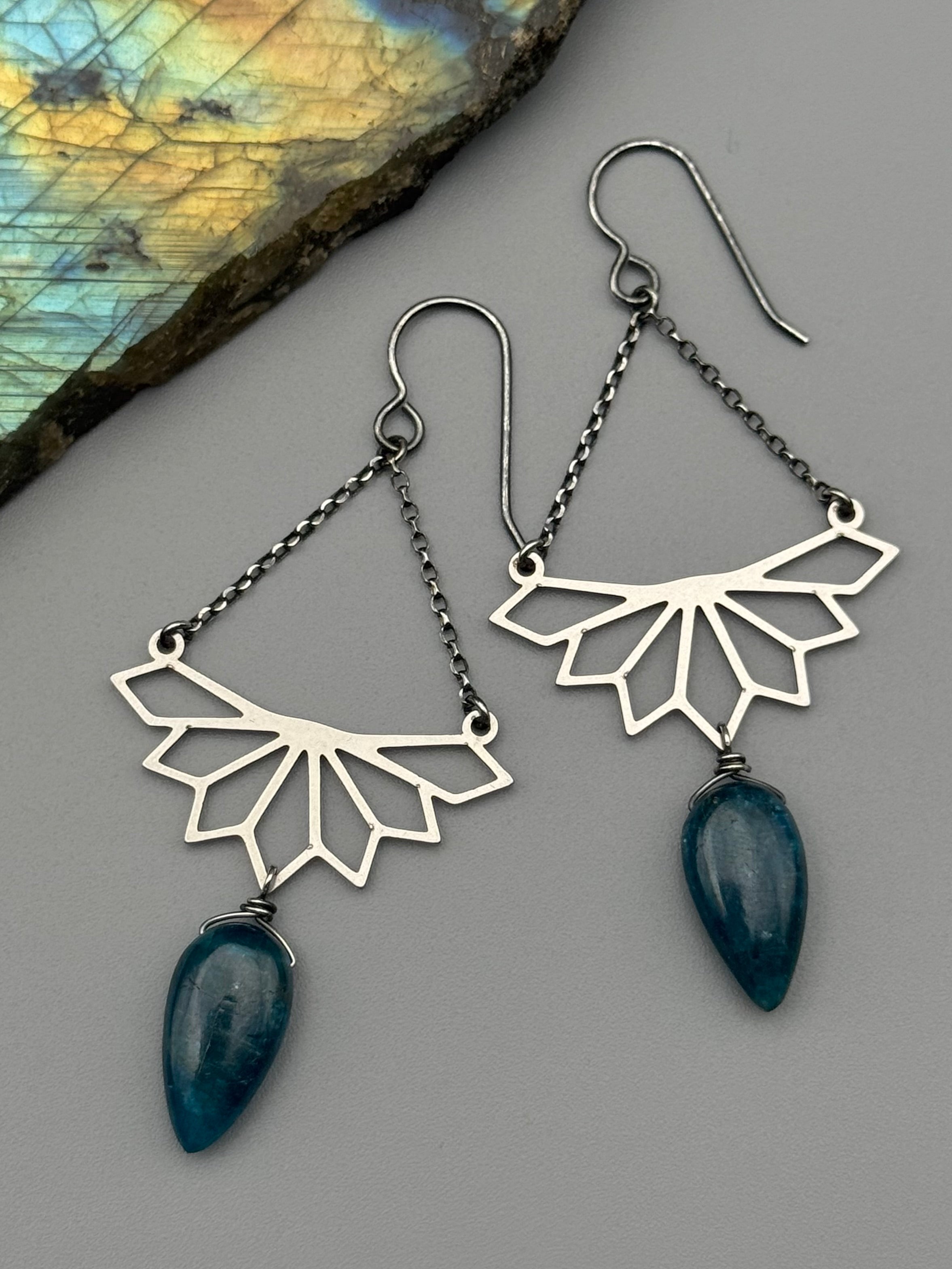 •RISE ABOVE• apatite + silver earrings