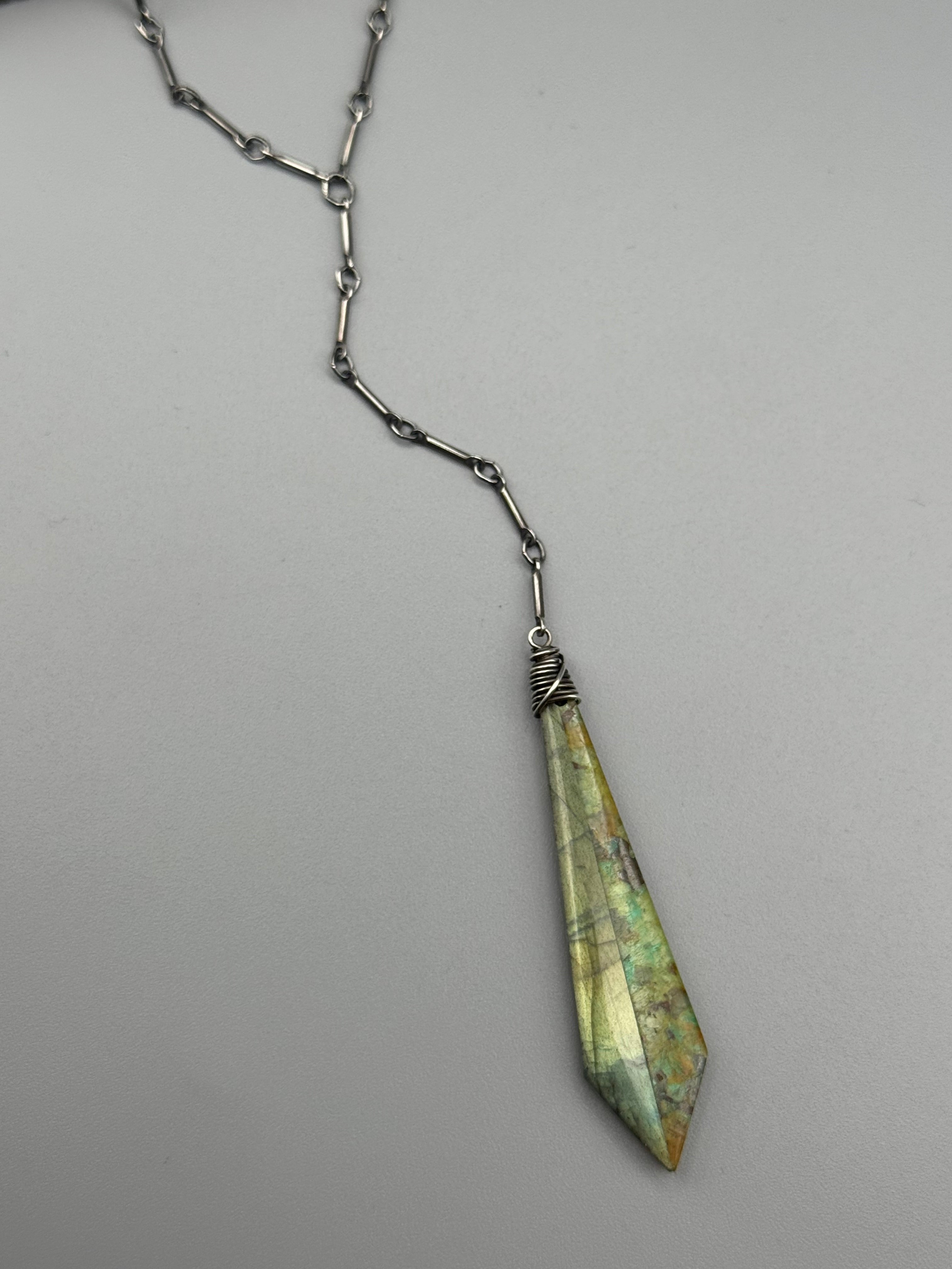 •STICKS & STONE• intarsia kite + silver necklace (18"-20" + 4.5" drop)