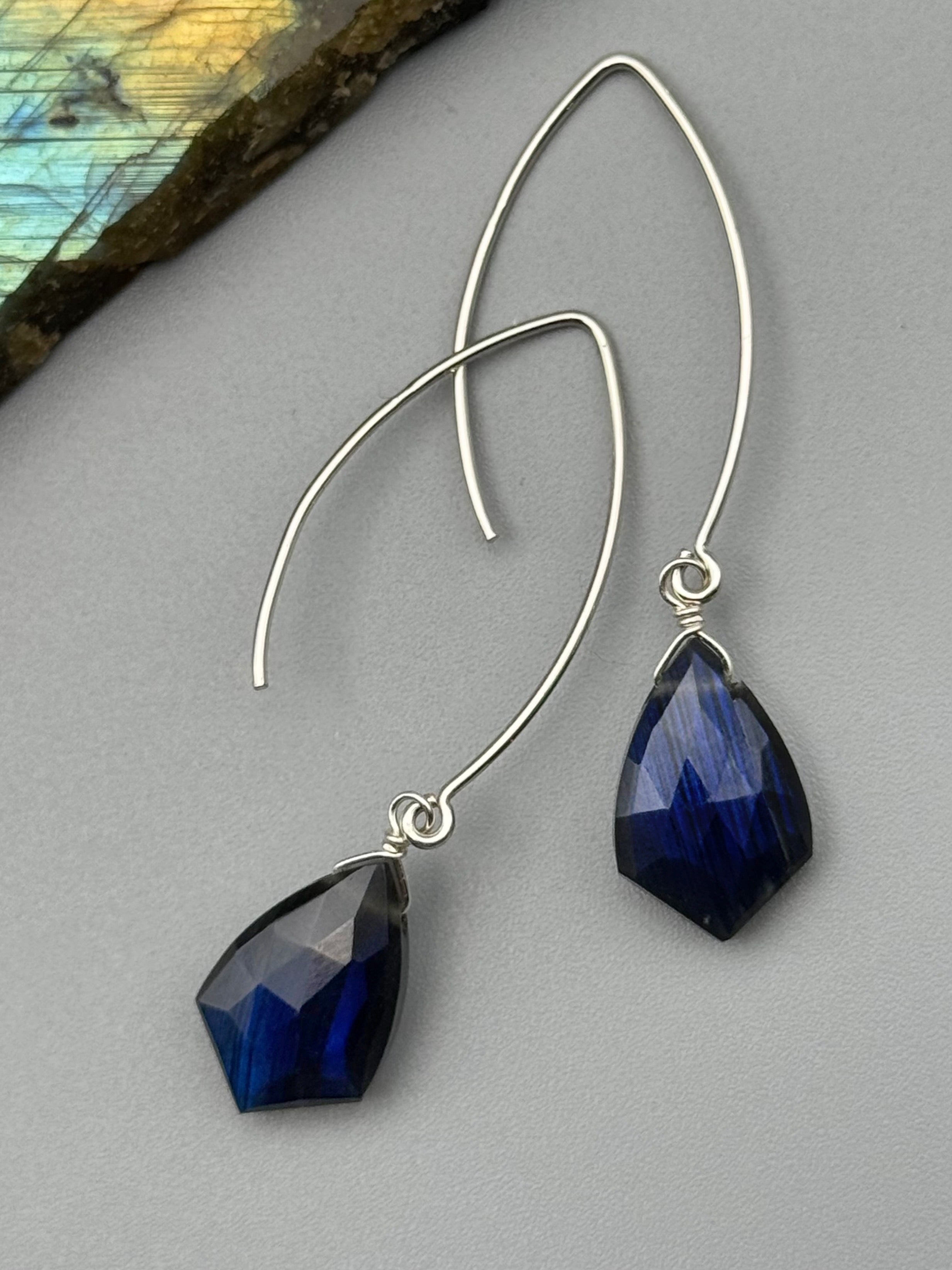 •STRAY• labradorite sparrow + silver earrings