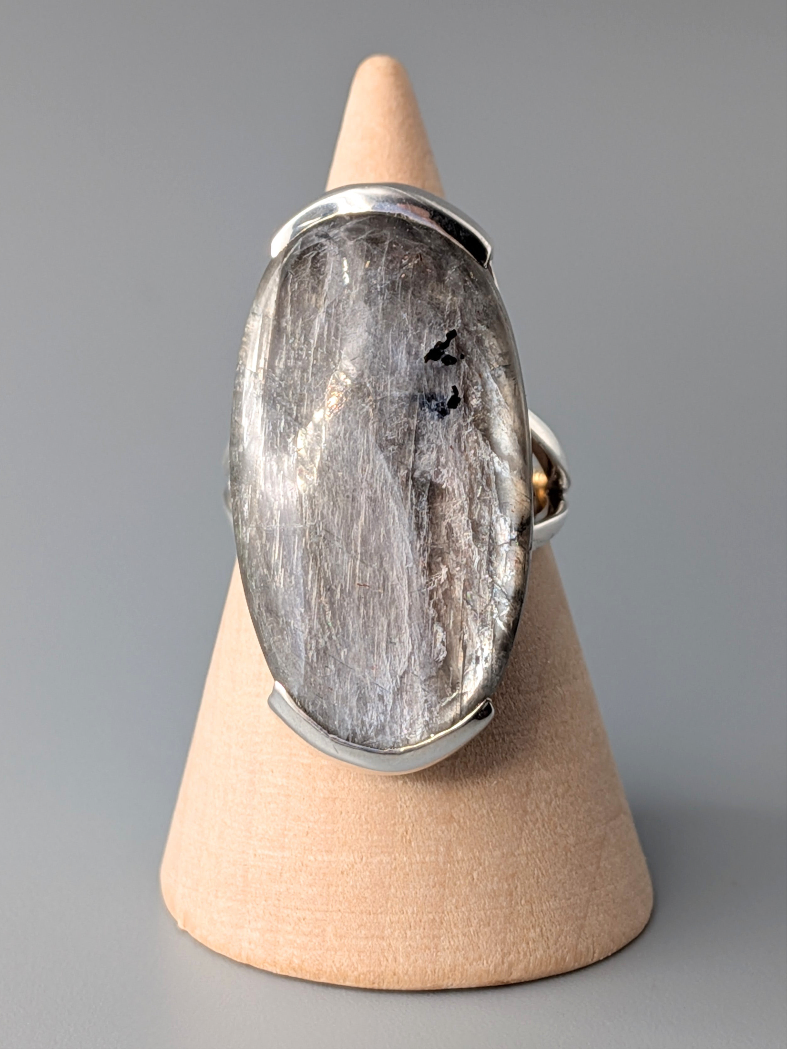 •BLACK SUNSTONE - OVAL• bezel capped silver ring (size 8)