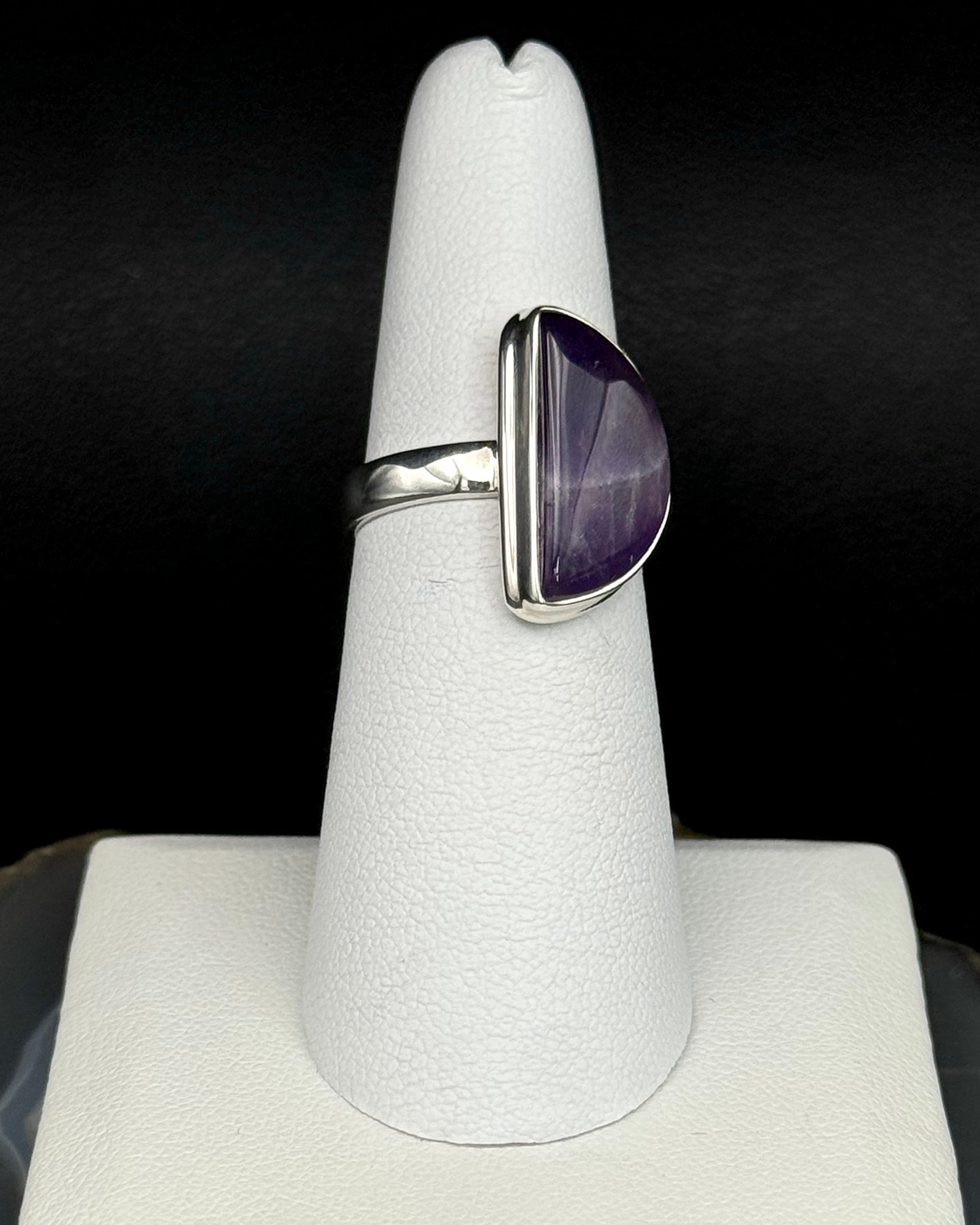 •CHEVRON AMETHYST - LARGE HALF MOON• silver ring (size 6)