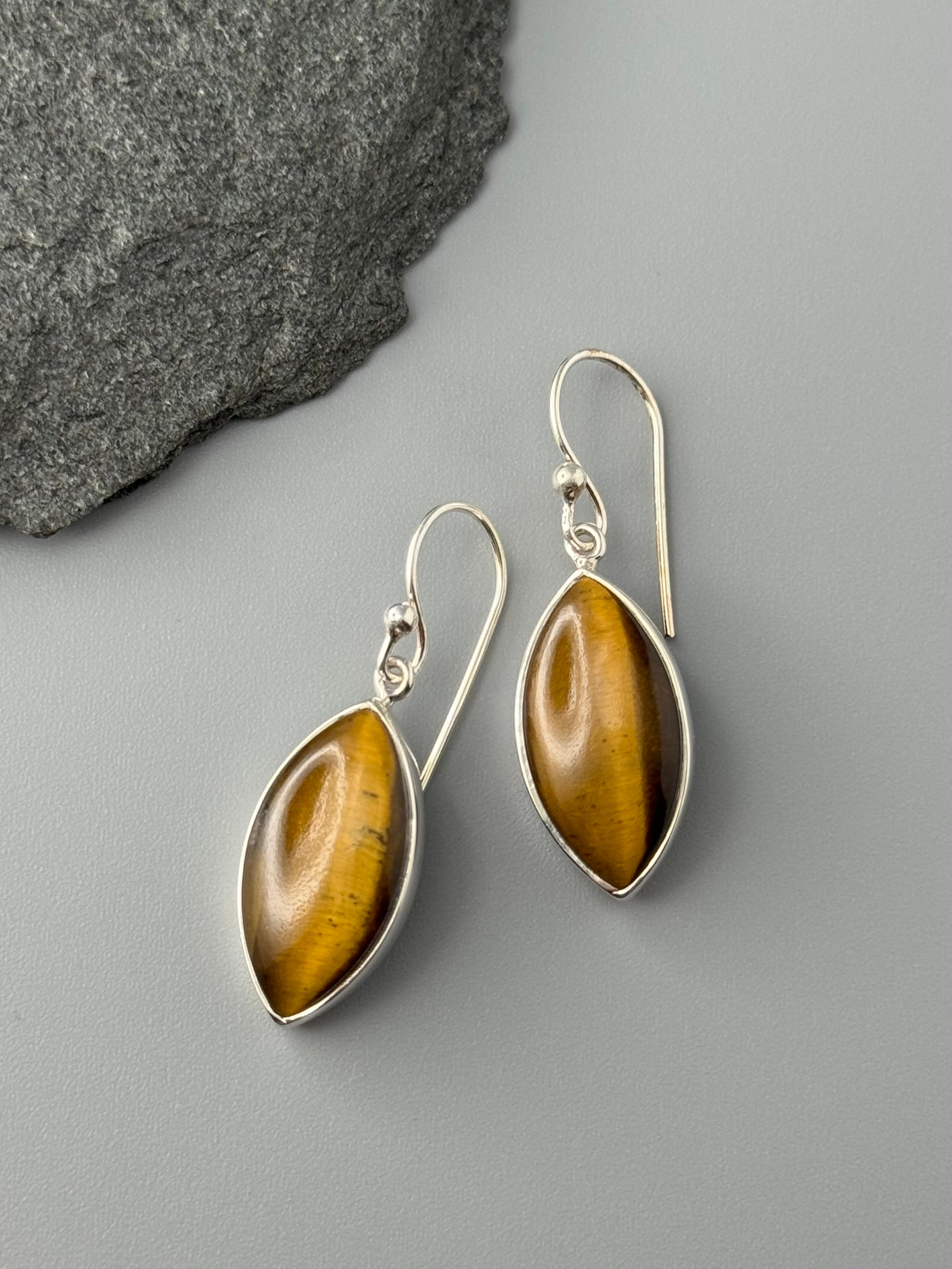•TIGER EYE - MARQUISE• silver dangle earrings