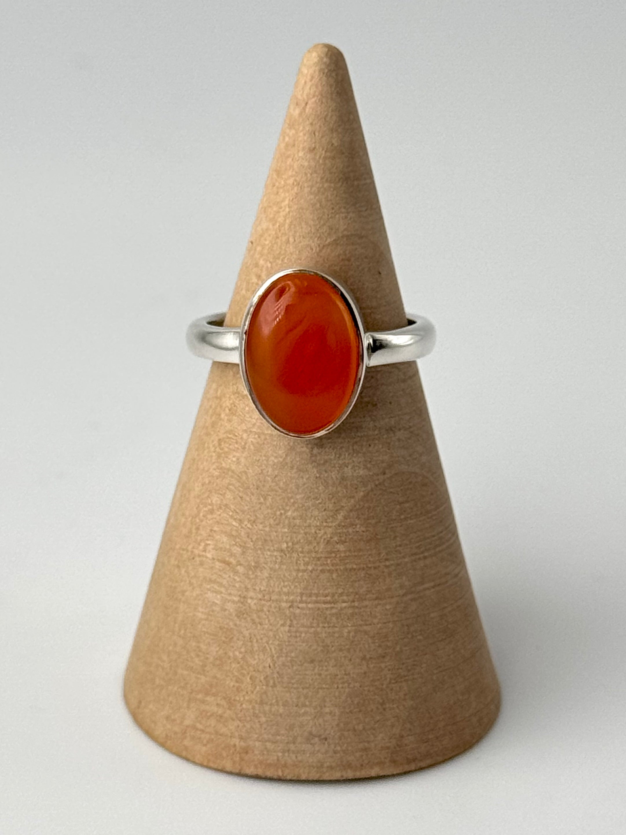 •CARNELIAN - SMALL OVAL• silver ring (various sizes)