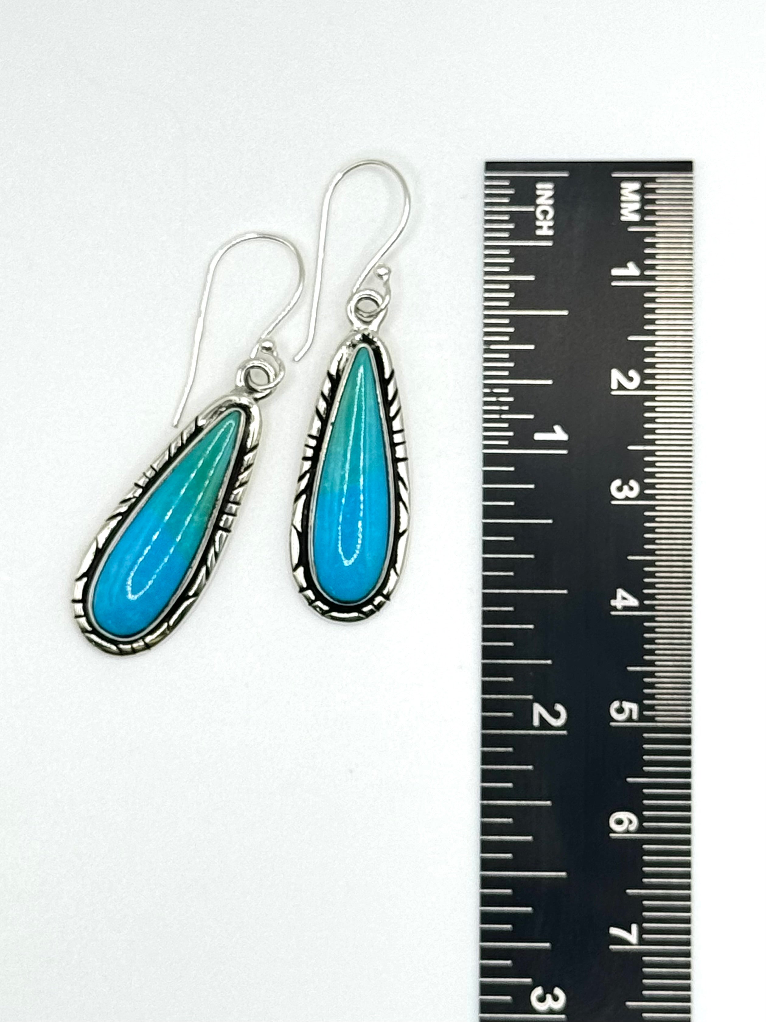 •KINGMAN TURQUOISE TEARDROP - 1• Navajo silver dangle earrings