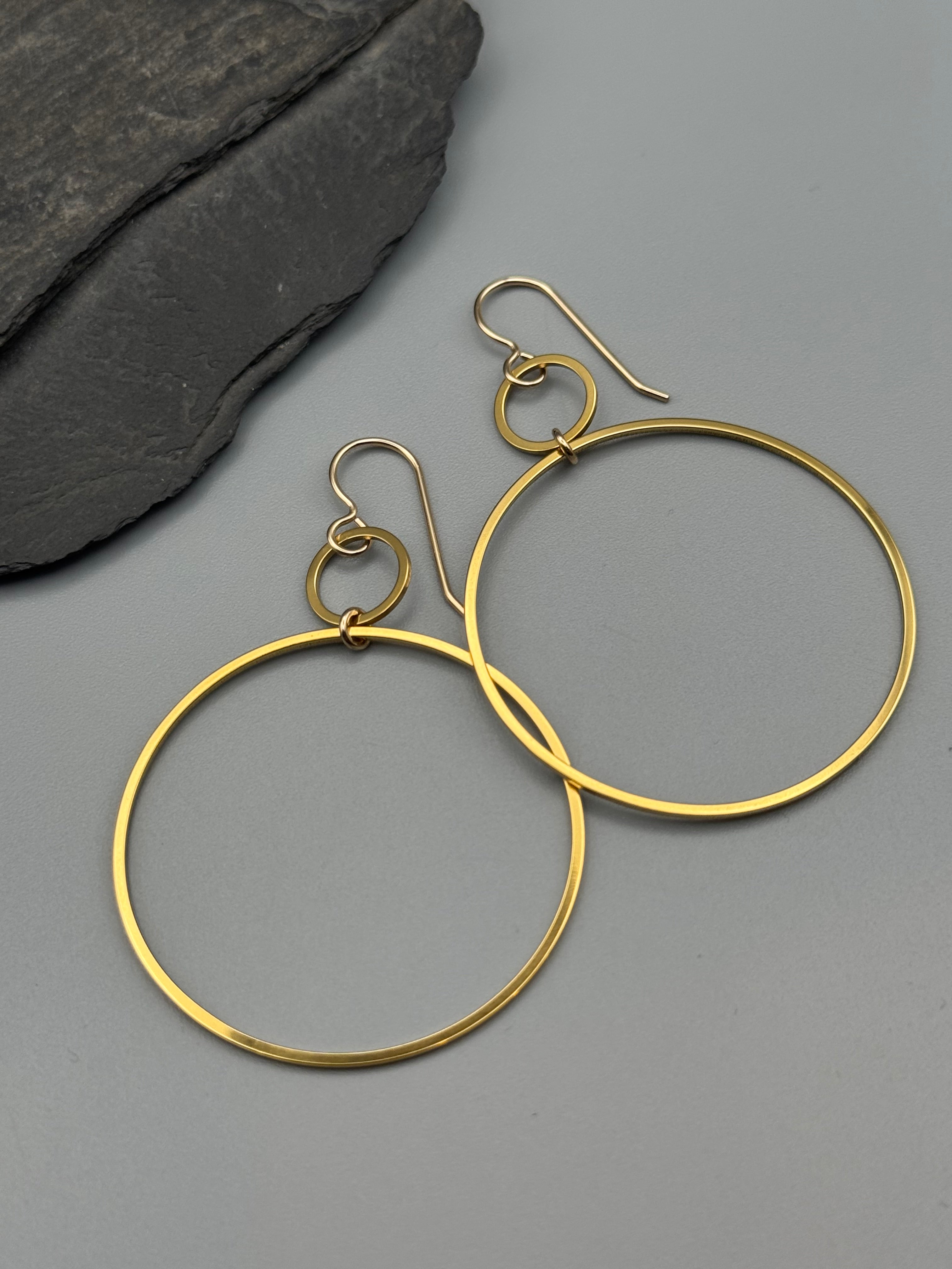 •EQUA-ORBIT LARGE• gold dangle earrings