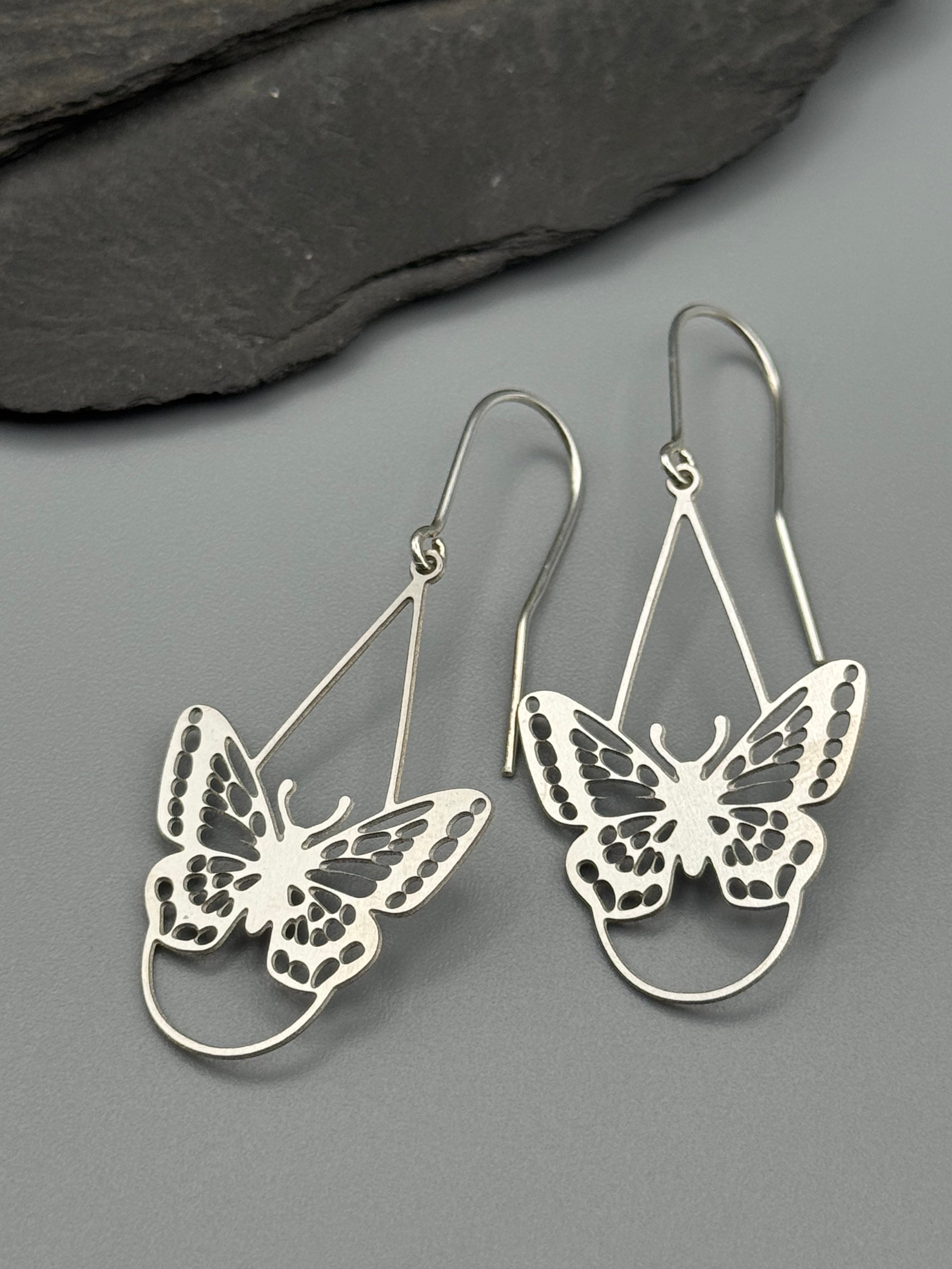 •MARIPOSA• silver dangle earrings