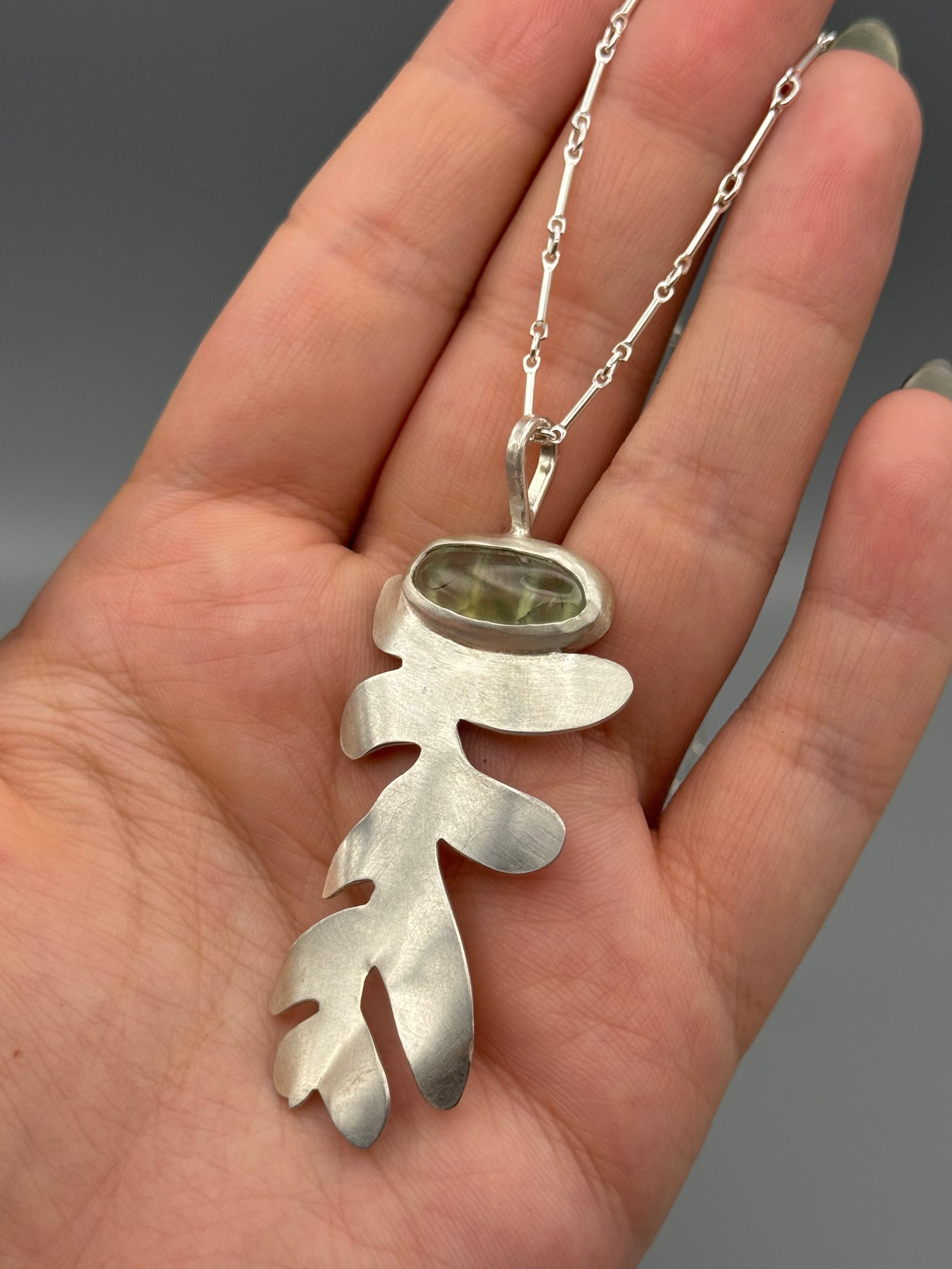•MATISSE FERN• prehnite + silver necklace (18" - 21" long)