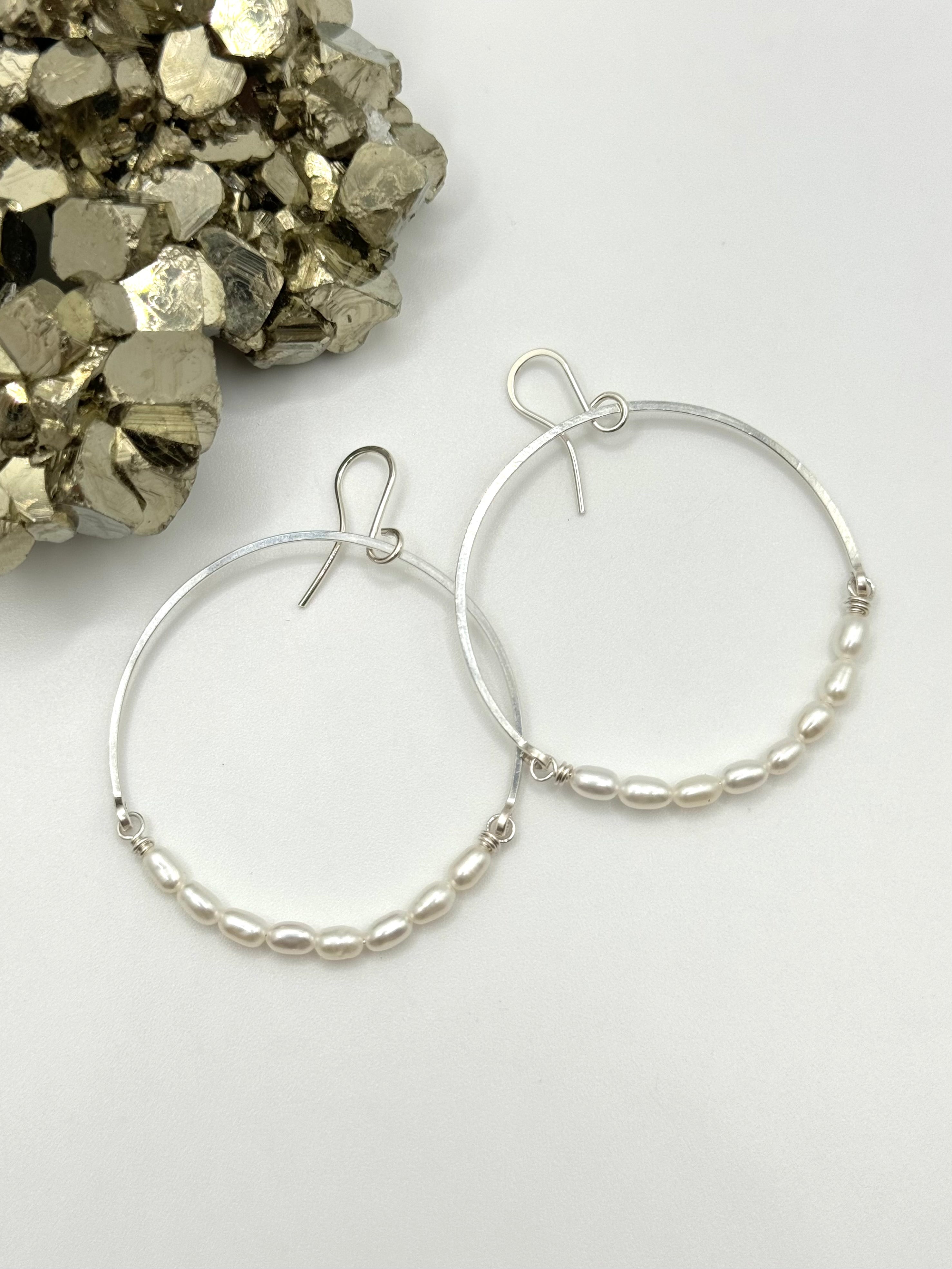 •HOOP DANGLE• pearl + silver earrings