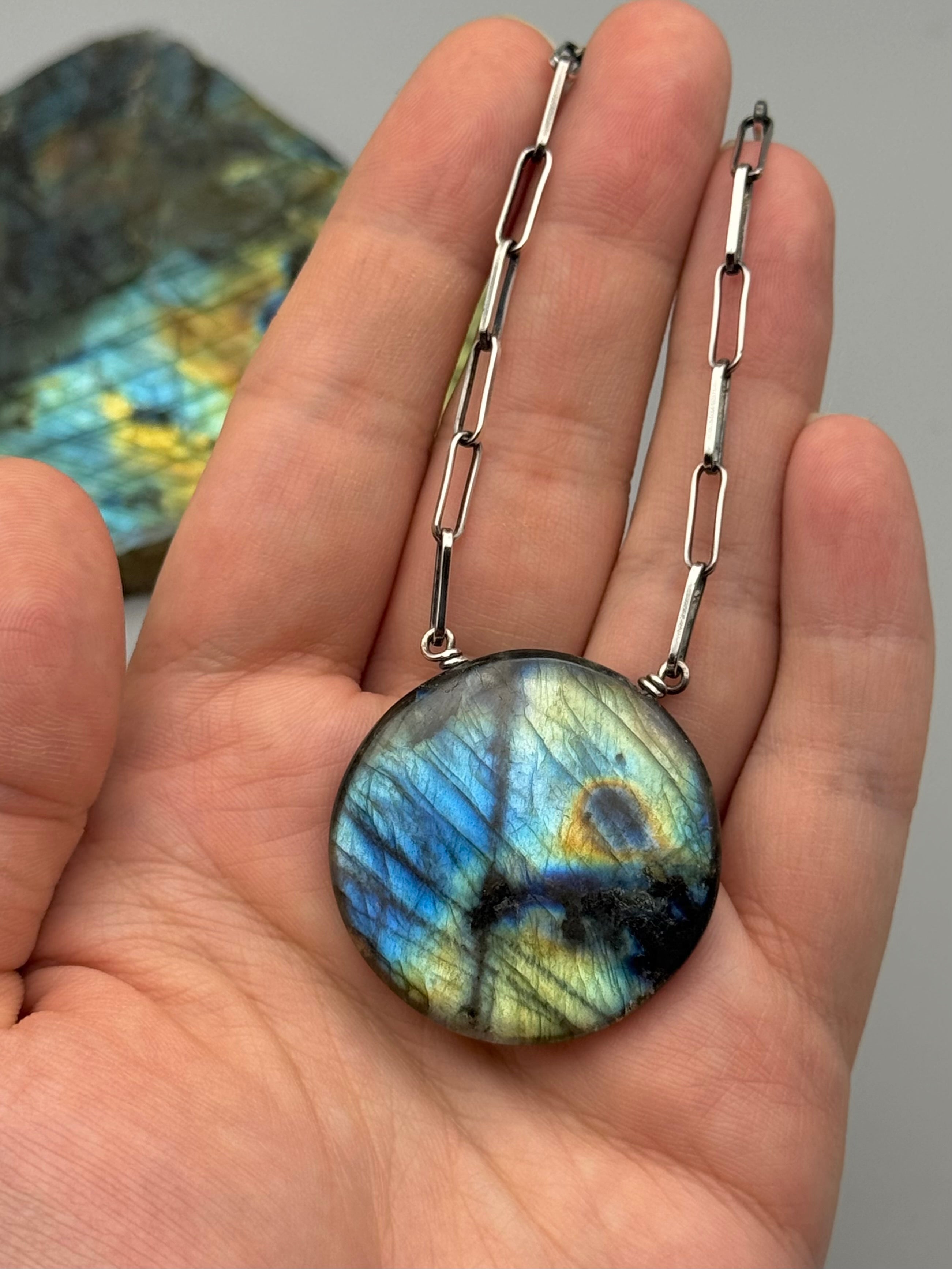 •AEON• labradorite + silver necklace (18"-20" long)