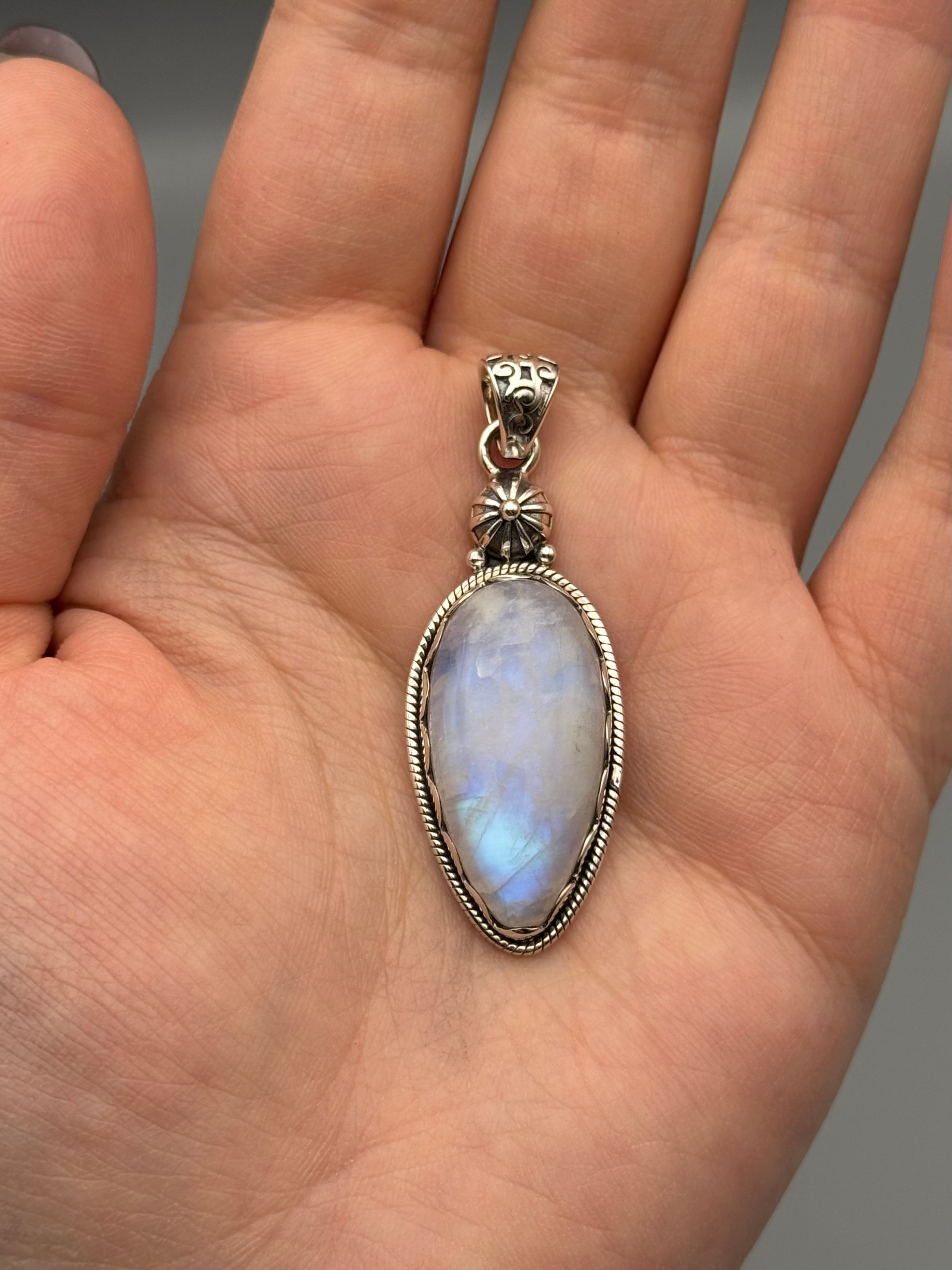 •RAINBOW MOONSTONE - SCALLOPED SPEAR TEAR - 1• sterling silver pendant