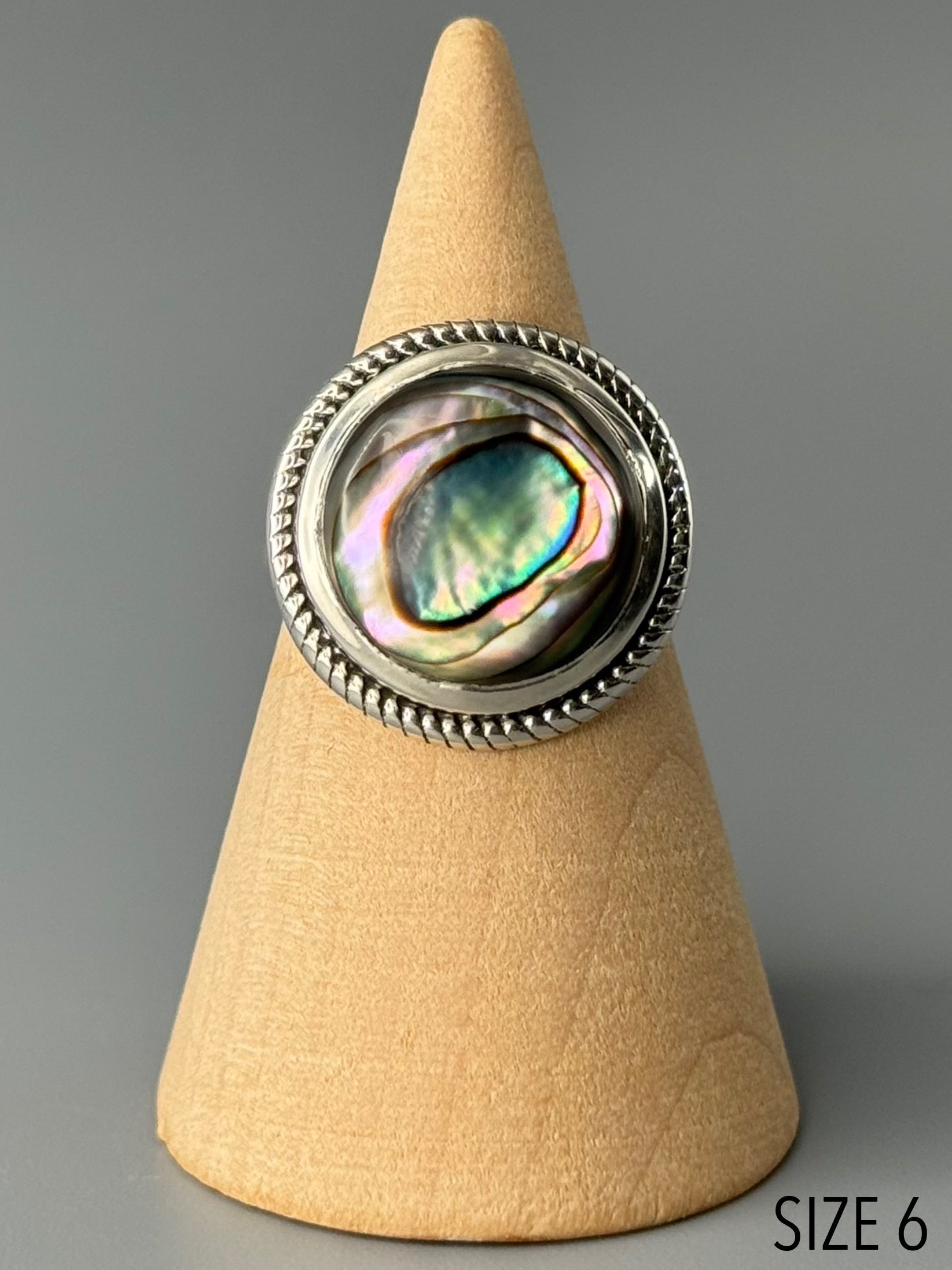 •ABALONE SHELL - ROUND• rope bezel silver ring (various sizes)