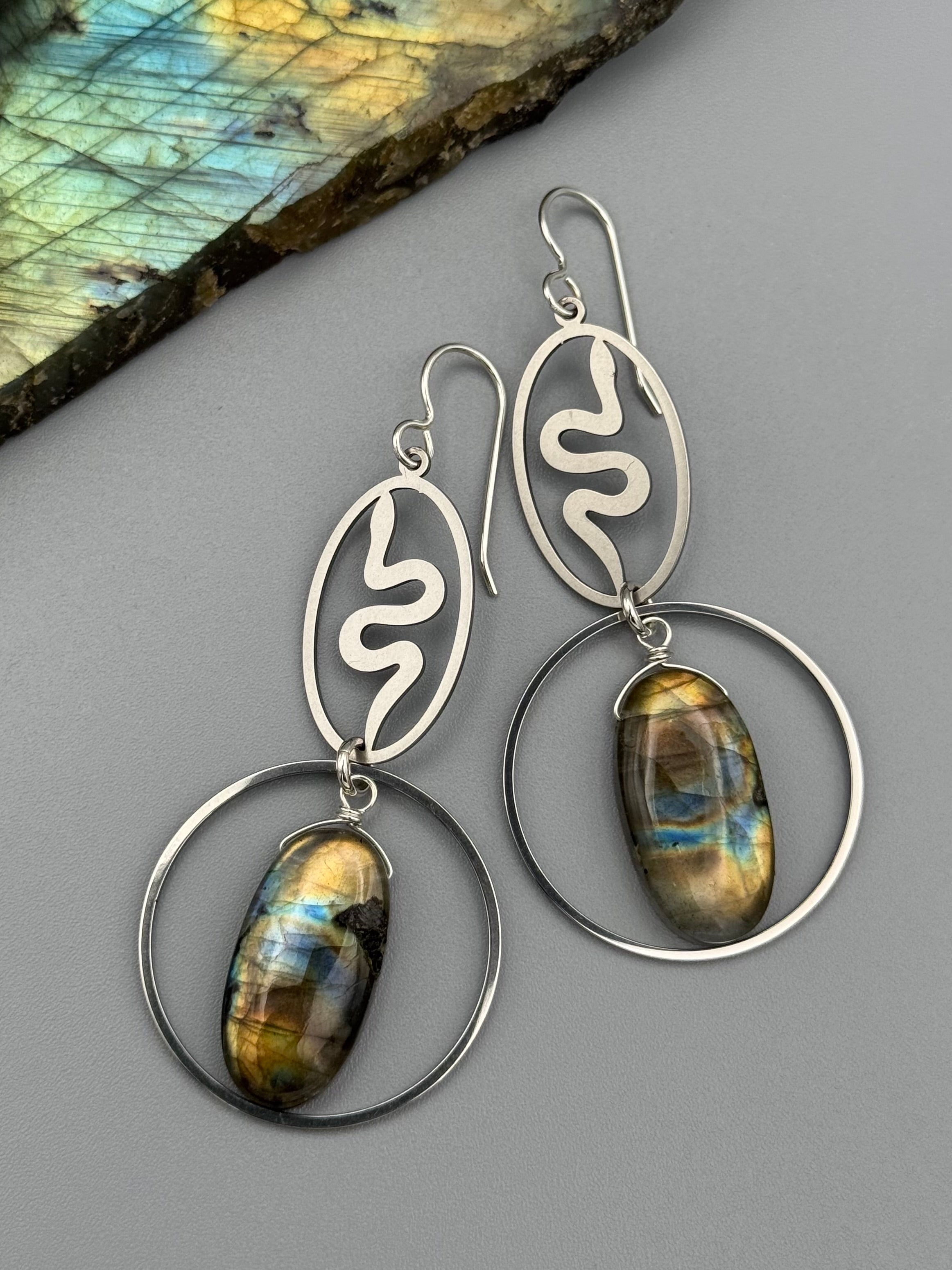 •SLITHER• labradorite oval + silver earrings