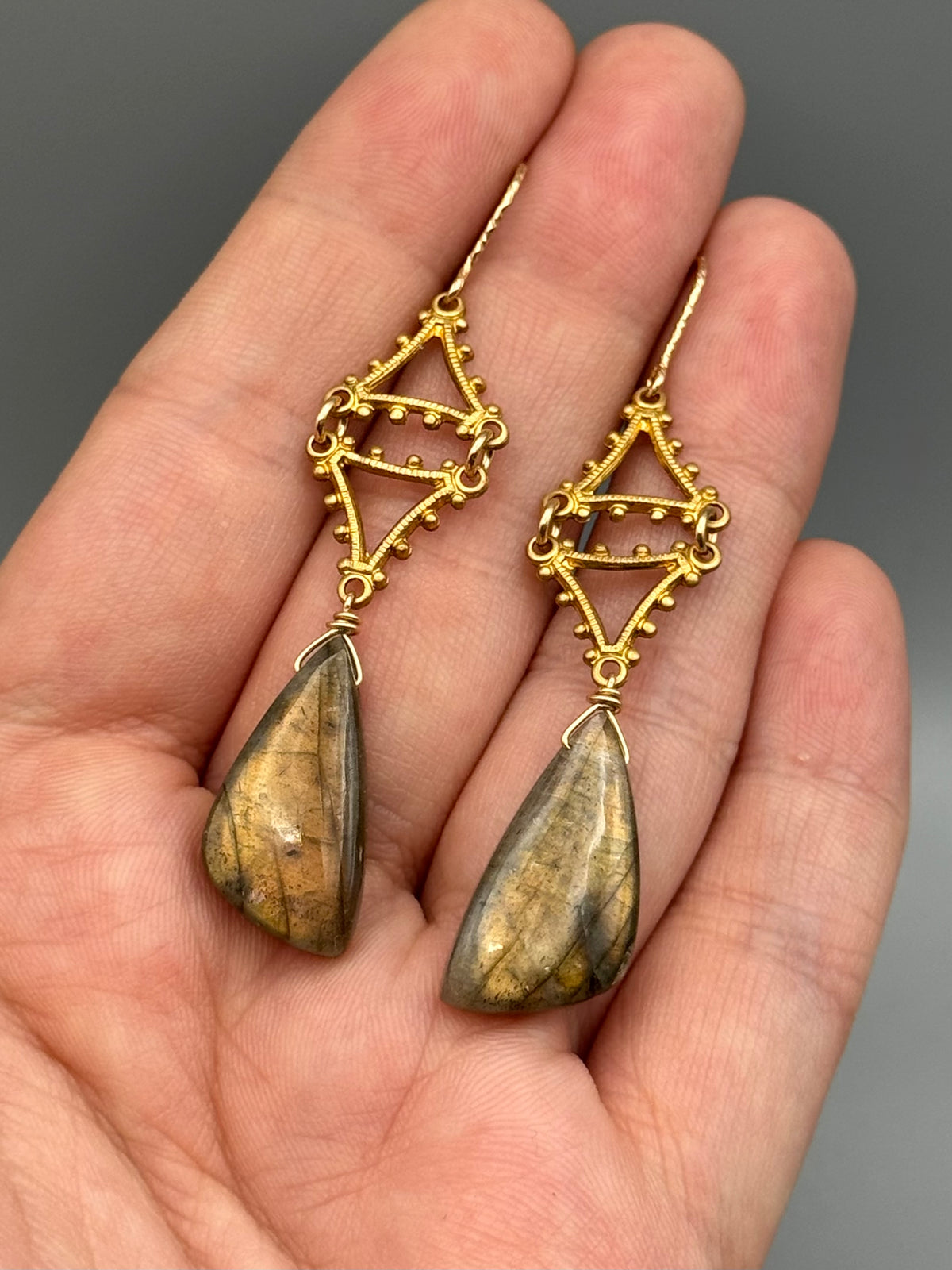 •ANABELLE• golden labradorite wing + gold earrings
