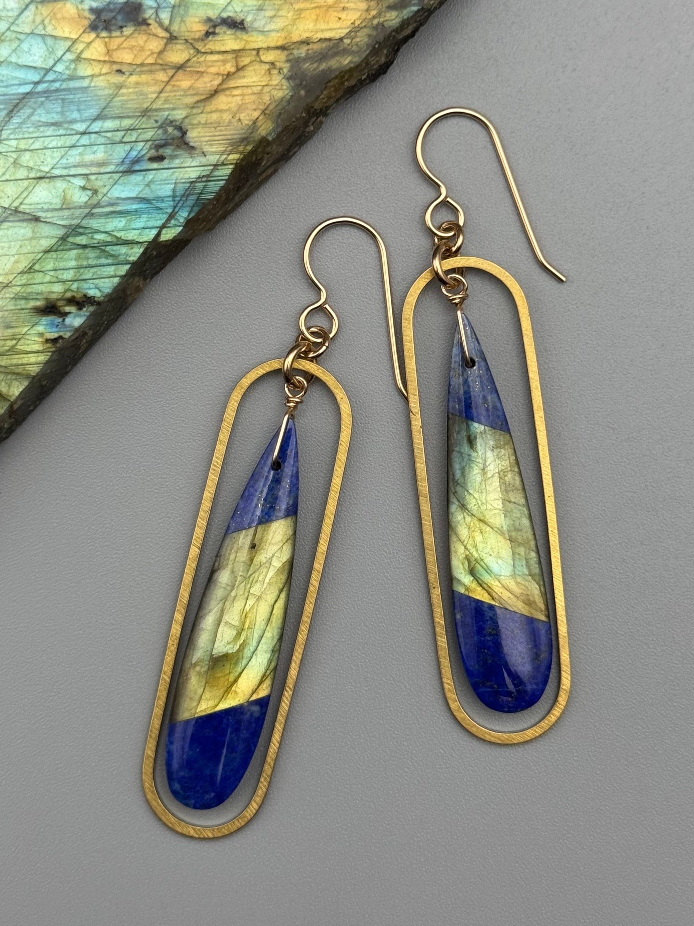 •PENDULUM• intarsia + gold earrings