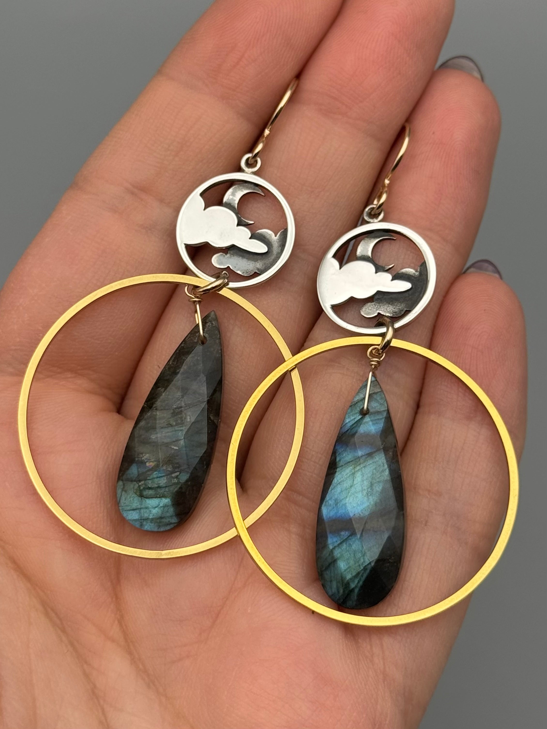 •BUENAS NOCHES• labradorite + mixed metal earrings