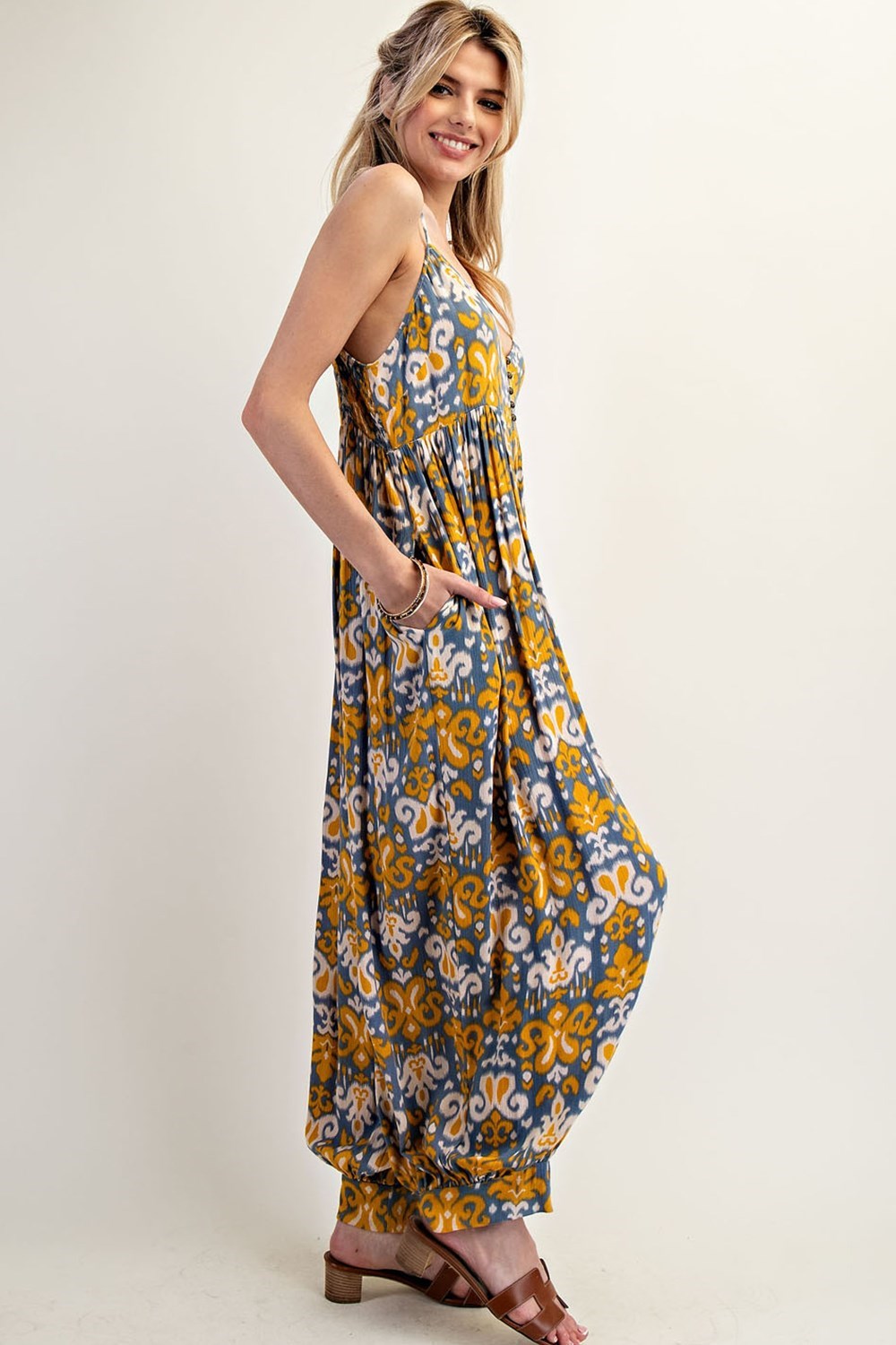 •PEYTON - FLEUR-DE-LIS• relaxed fit V-neck jumpsuit
