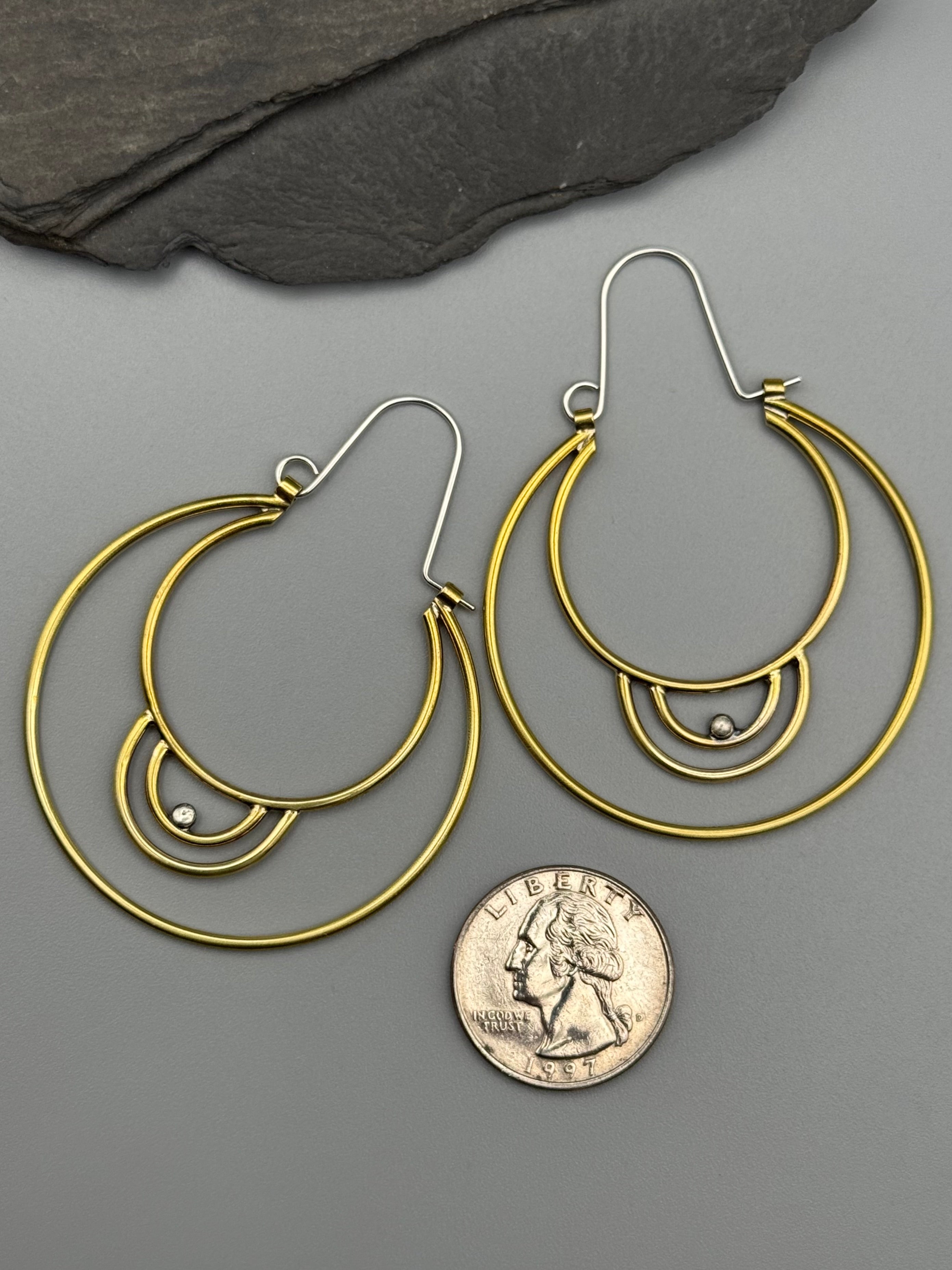 •CRESCENT CRATER• mixed metal hoop earrings