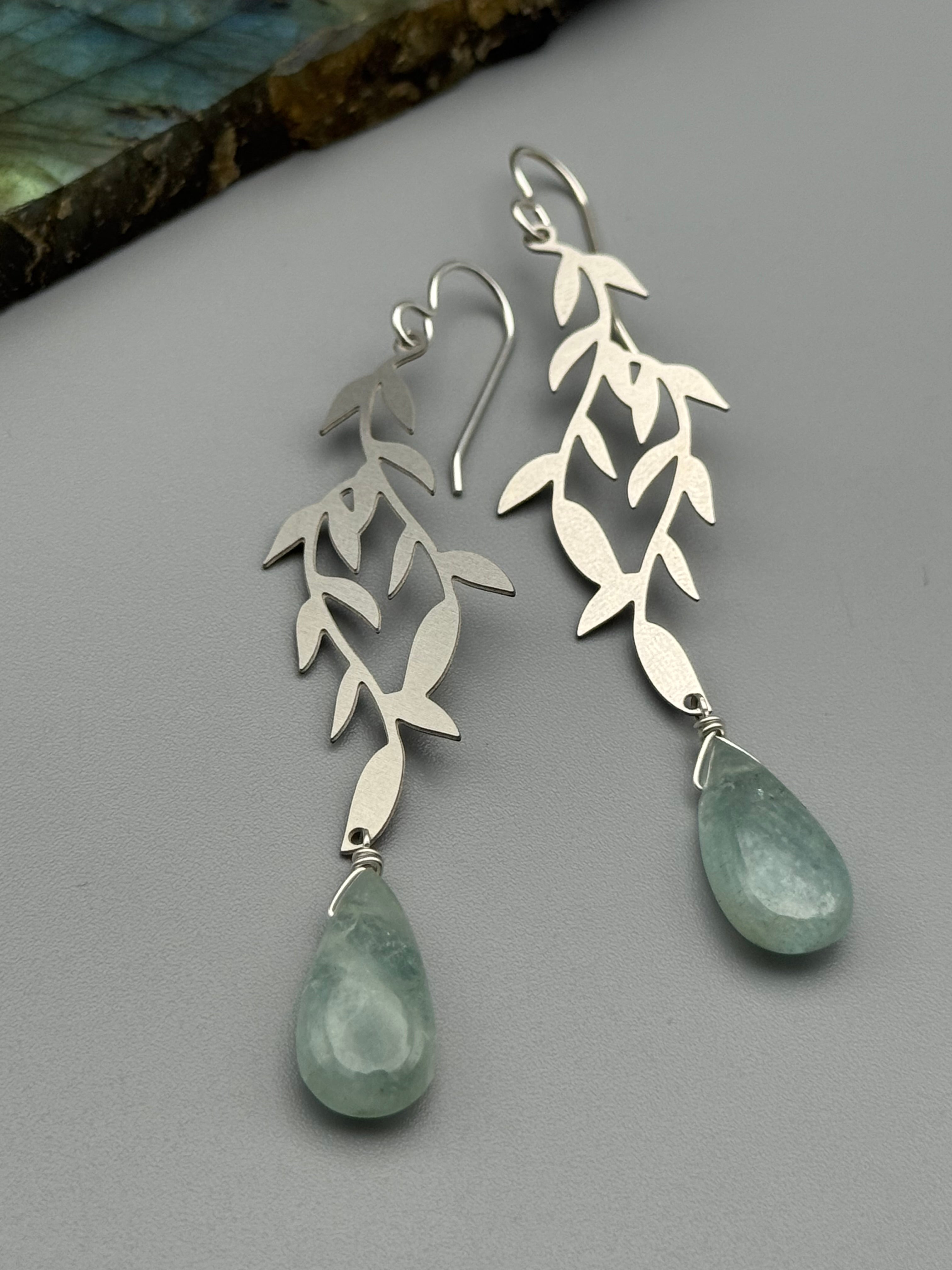 •WEEPING WILLOW• aquamarine + silver earrings