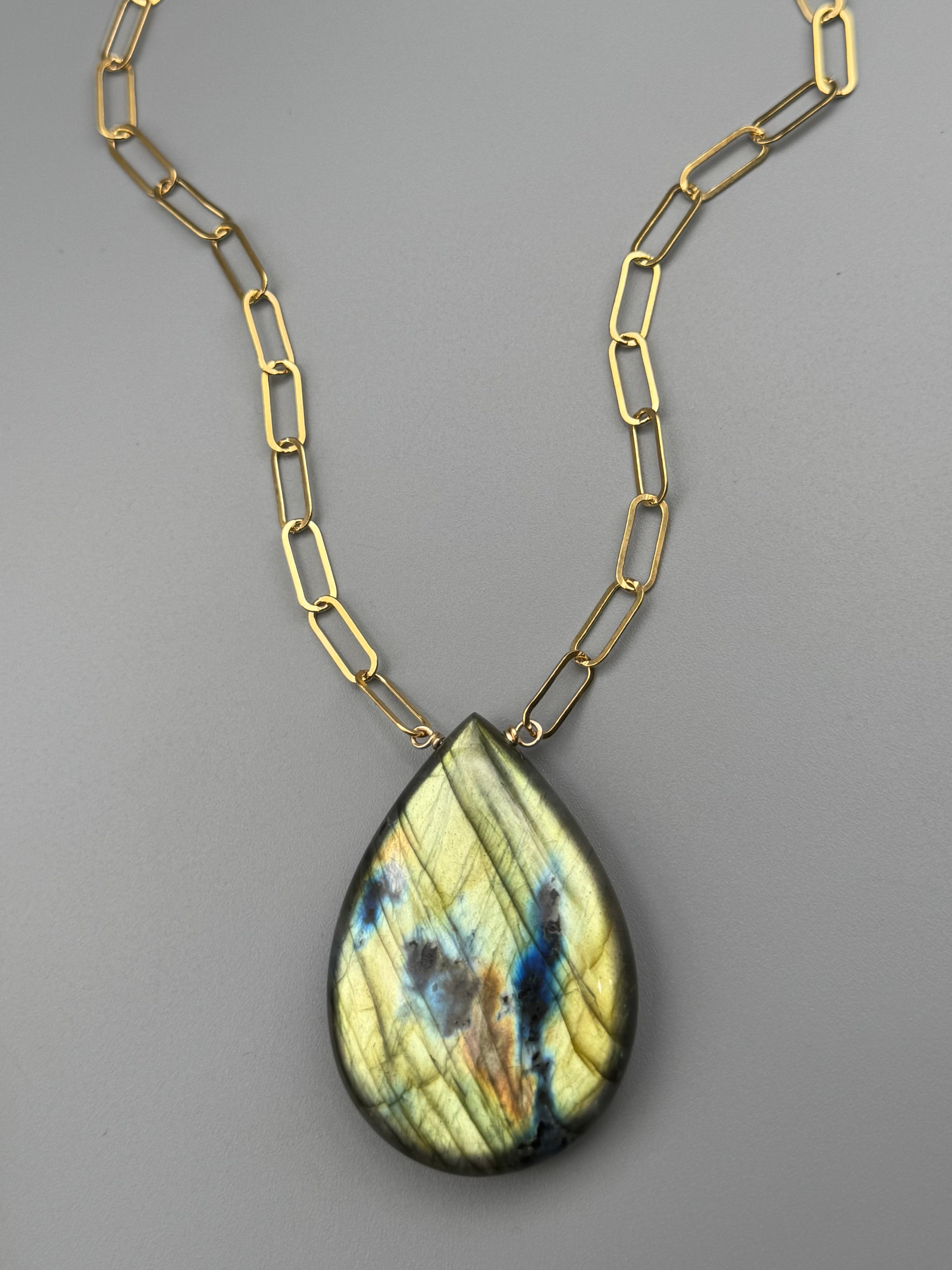 •AEON• labradorite tear + gold necklace (18"-20" long)