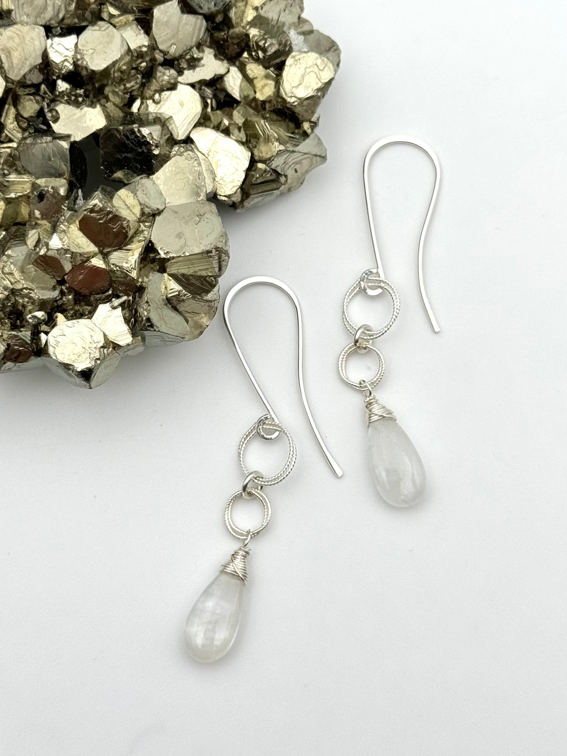 •LINKED DROP• rainbow moonstone + silver dangle earrings