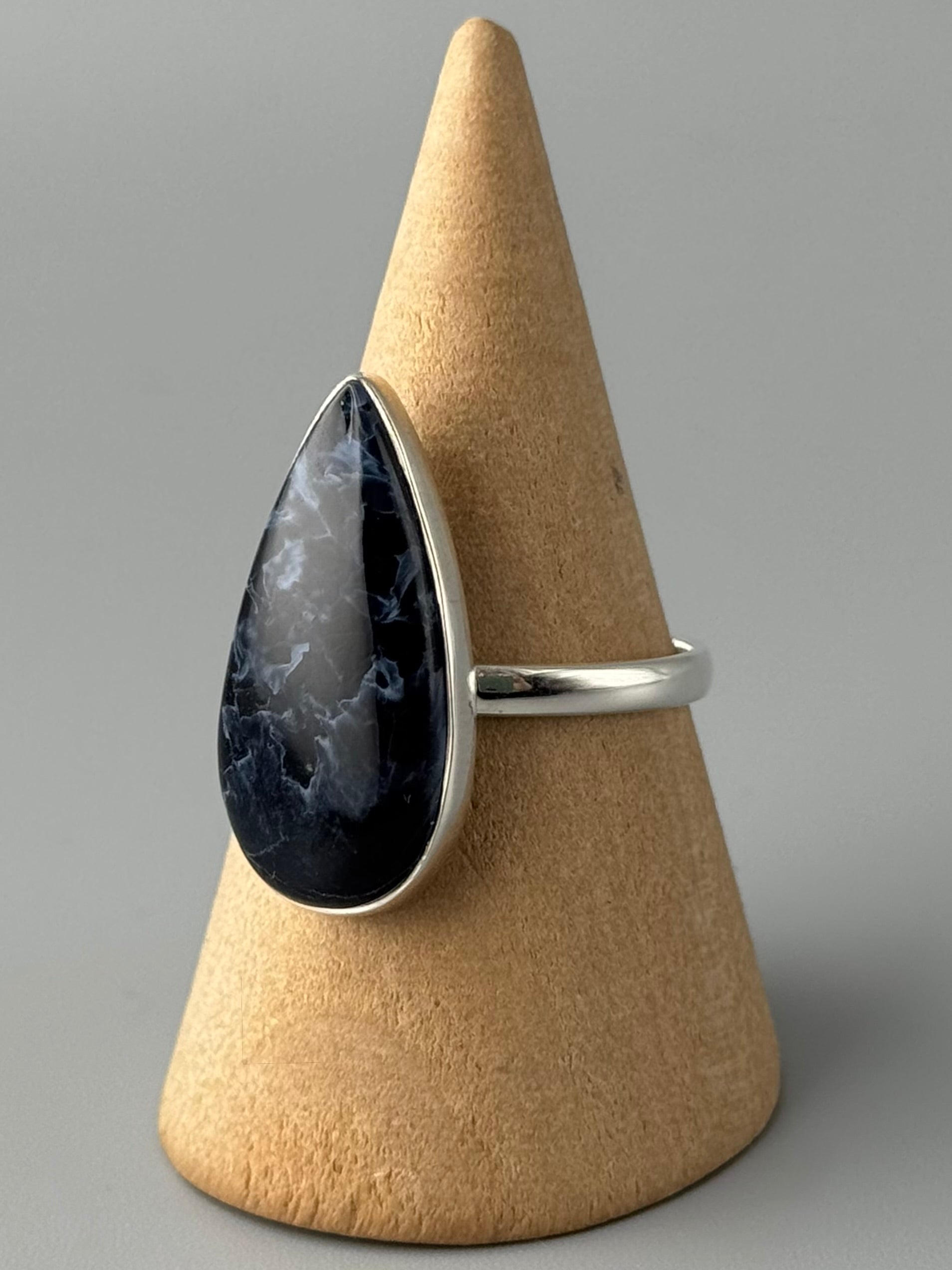 •PIETERSITE - TEAR• simple band silver ring (size 10)