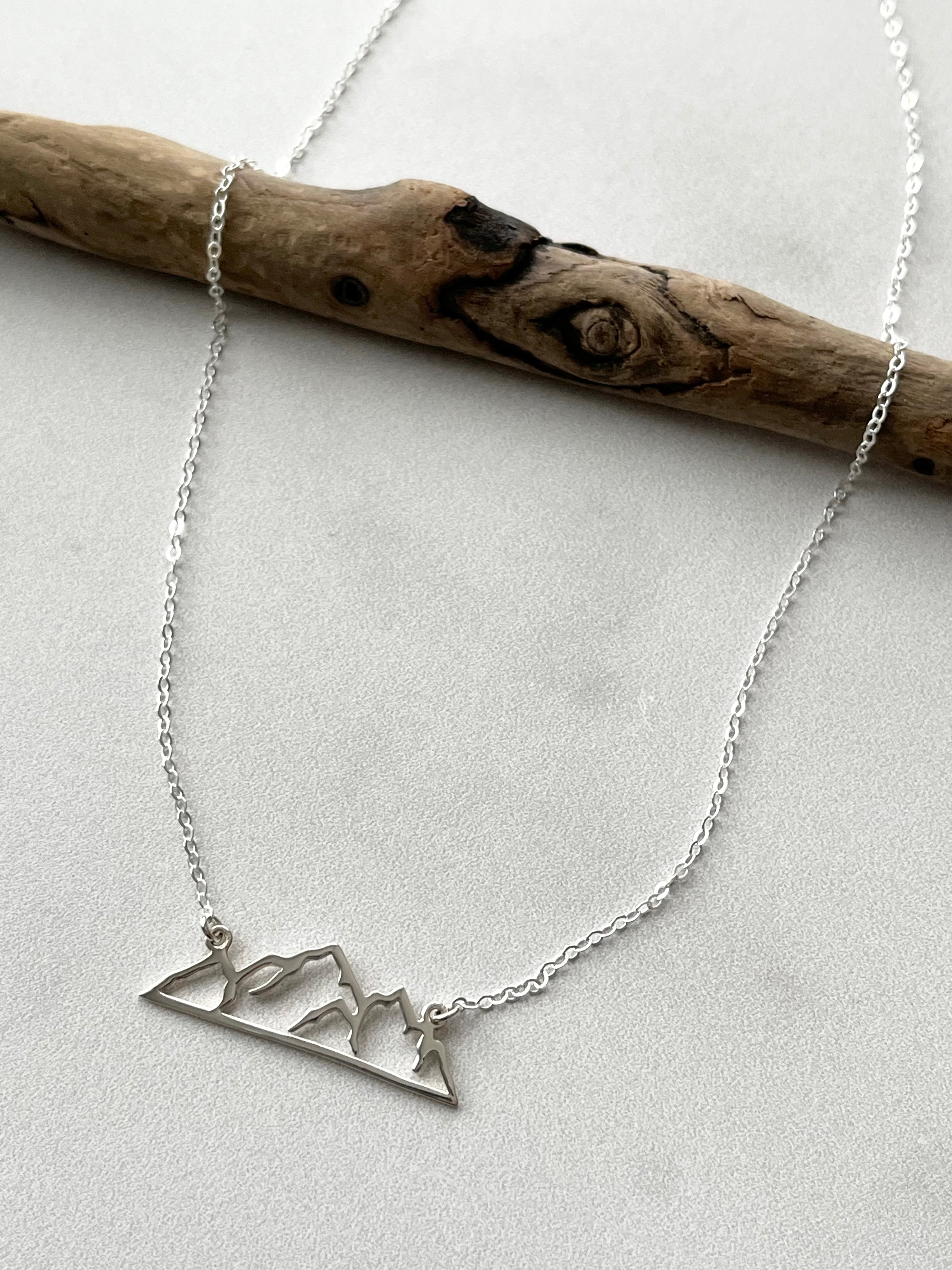 •RIDGELINE• silver necklace