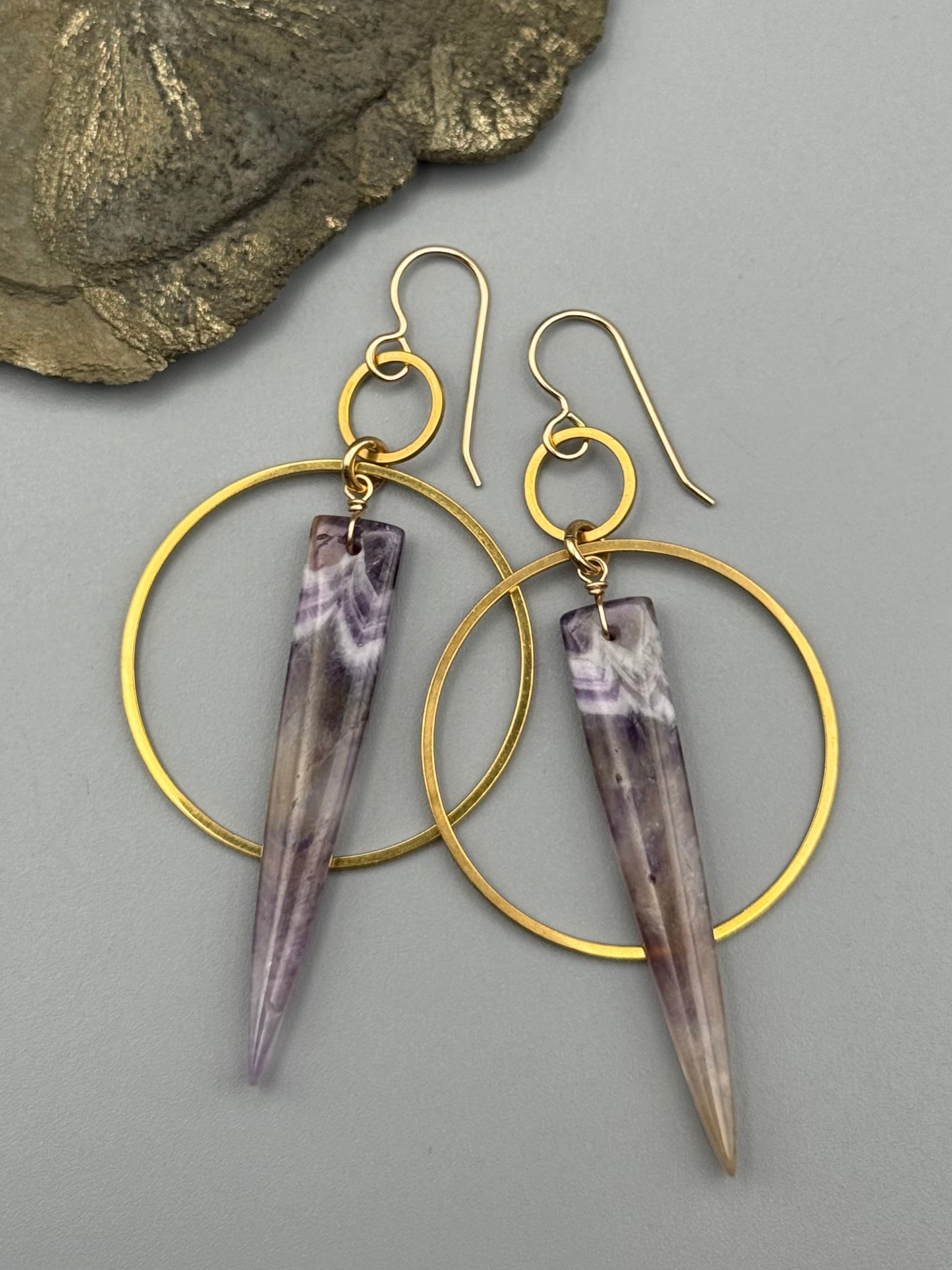 •EQUA-ORBIT• chevron amethyst fang + gold earrings