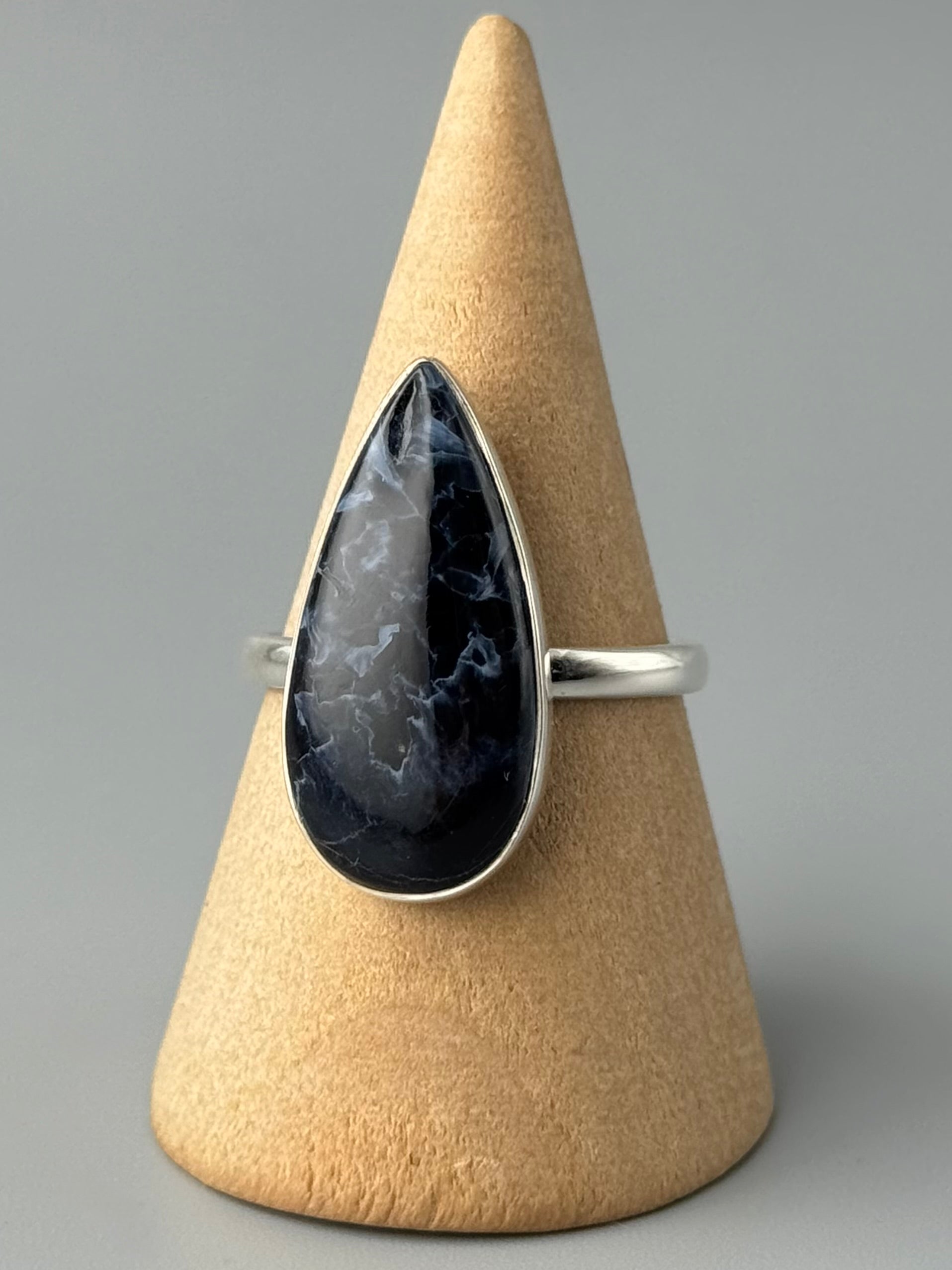 •PIETERSITE - TEAR• simple band silver ring (size 10)