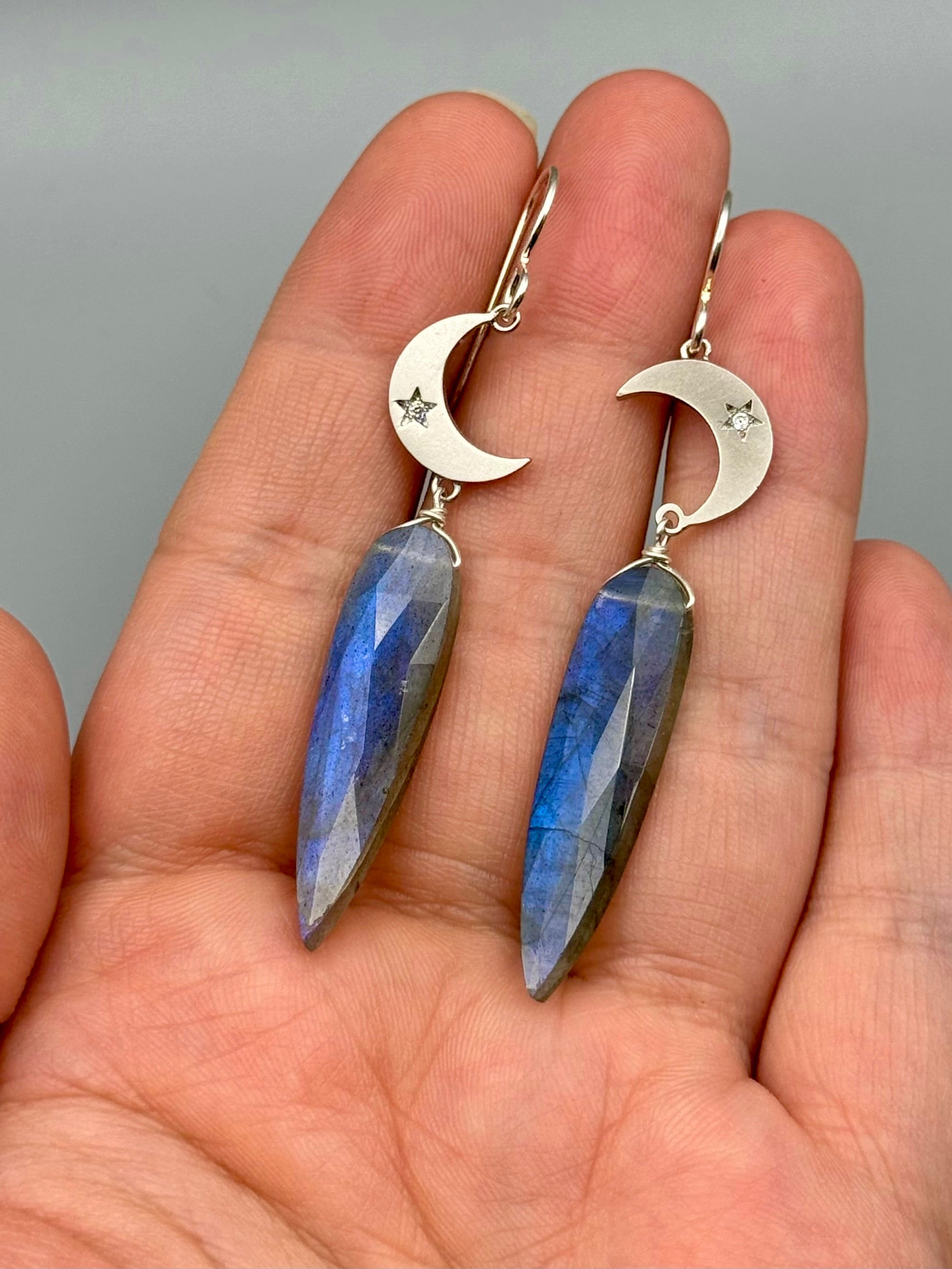 •CRYSTAL CRESCENT• labradorite + silver earrings