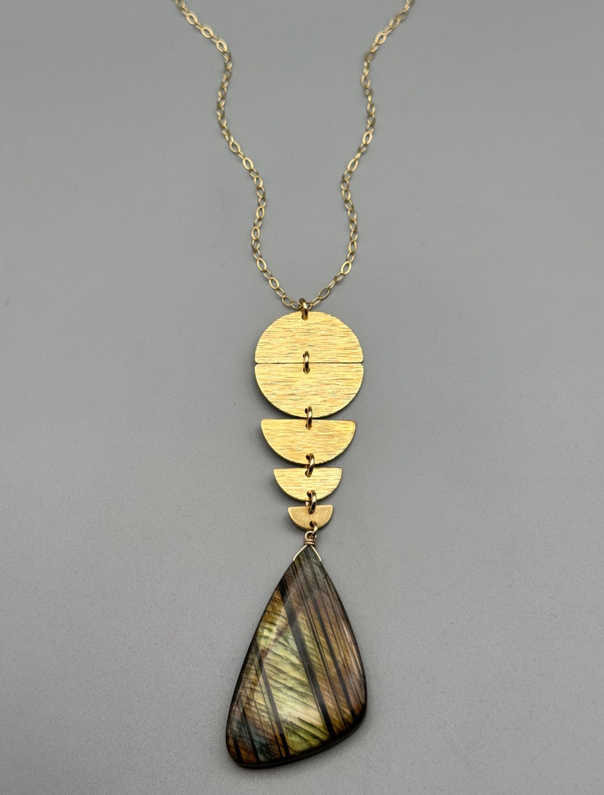 •NYX• labradorite freeform + gold necklace (26"-28" long)
